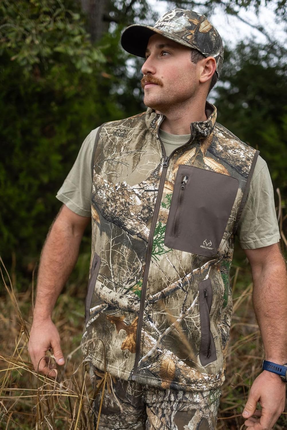 Realtree Men's Poly Fleece Vest – Camo Outdoor Hunting Vest with Zipper Pockets & Adjustable Fit
