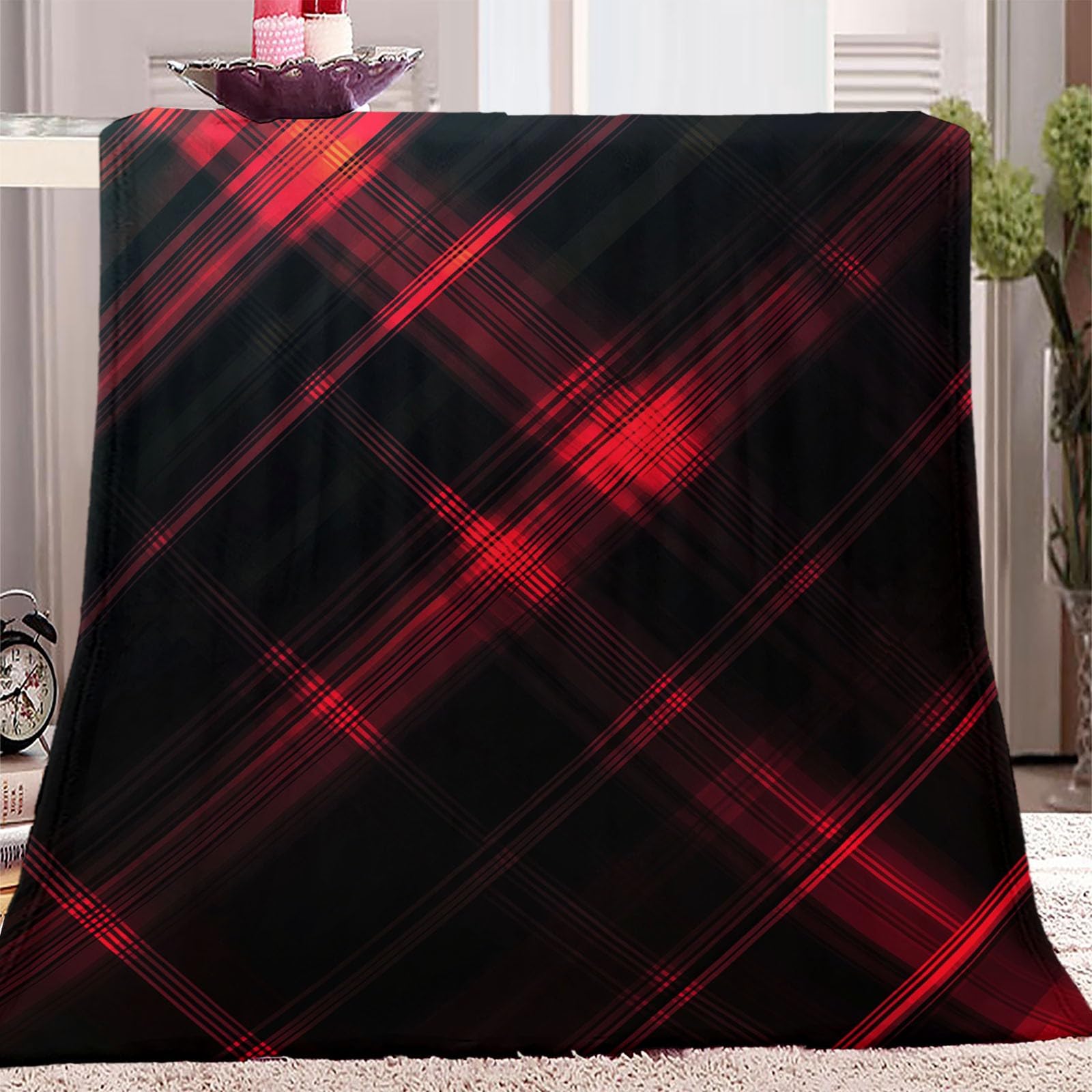 Pojedynczy koc polarowy w linie i paski nadruk czarny czerwony miękki nadruk puszysta flanelowa narzuta 220 x 240 cm Sofa Odpowiednia dla dorosłych i dzieci Zachowaj ciepło zima