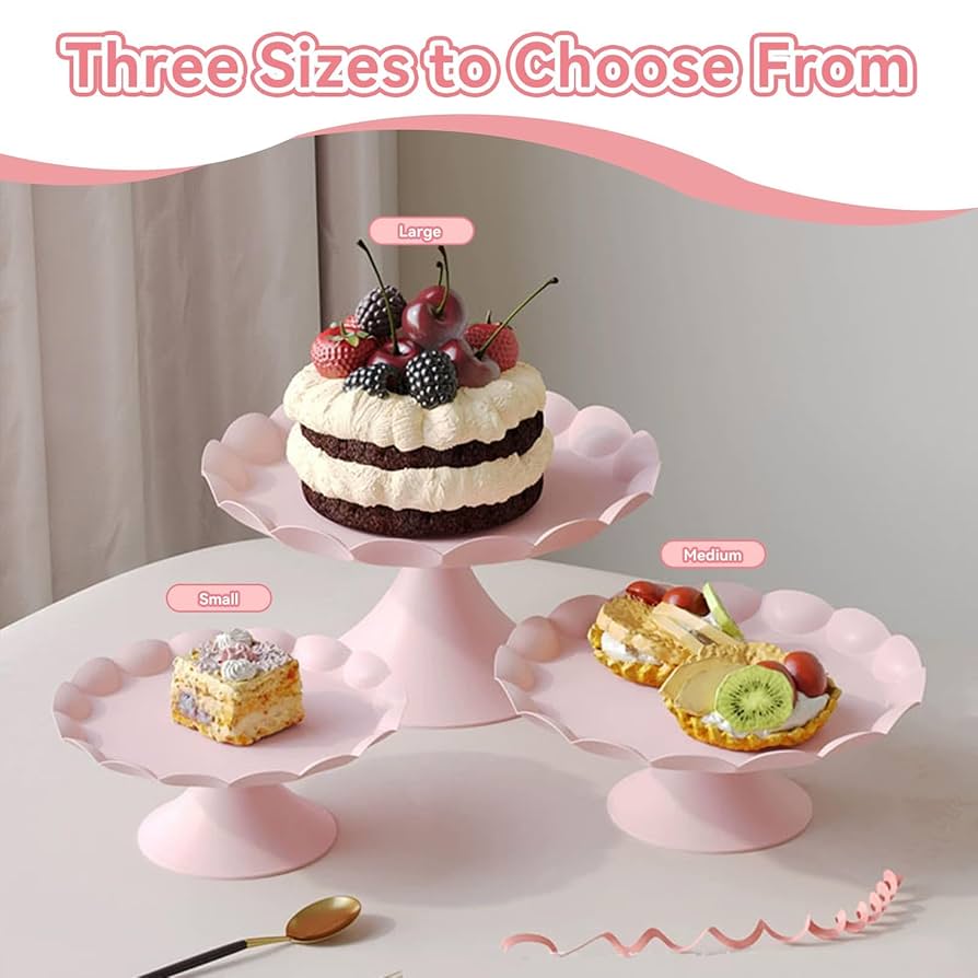 ミントグリーンのケーキスタンド　フリル　ドット　ディスプレイ Amazon｜ピンクケーキスタンド、フリルトリムメタルラウンド