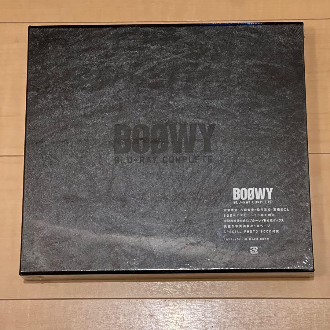 Amazon.co.jp: BOOWY Blu-ray COMPLETE ボウイ 盤 B : おもちゃ