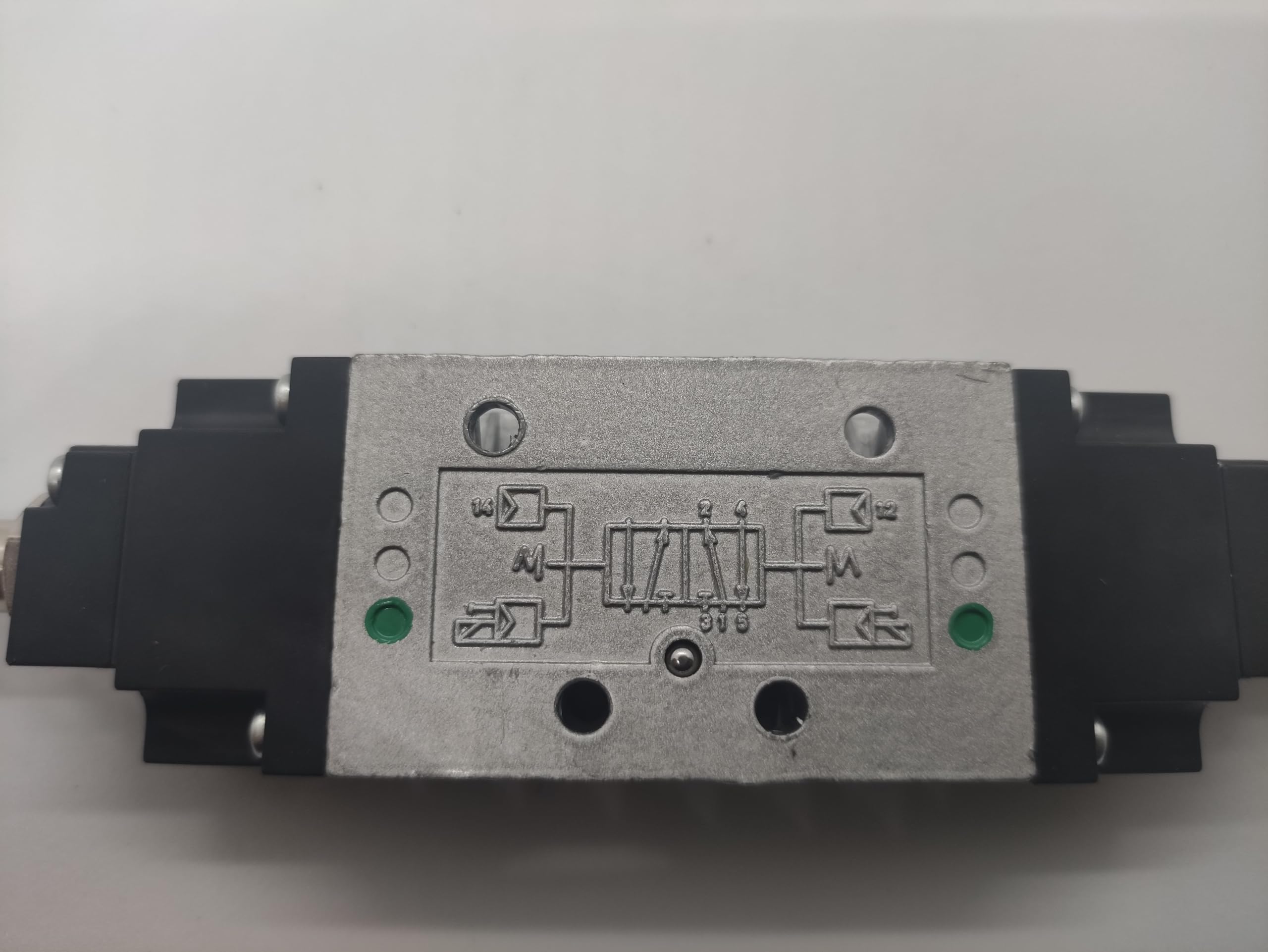 AC-7520 Electroválvula UNIVER 5/2 1/8" BISTABLE
