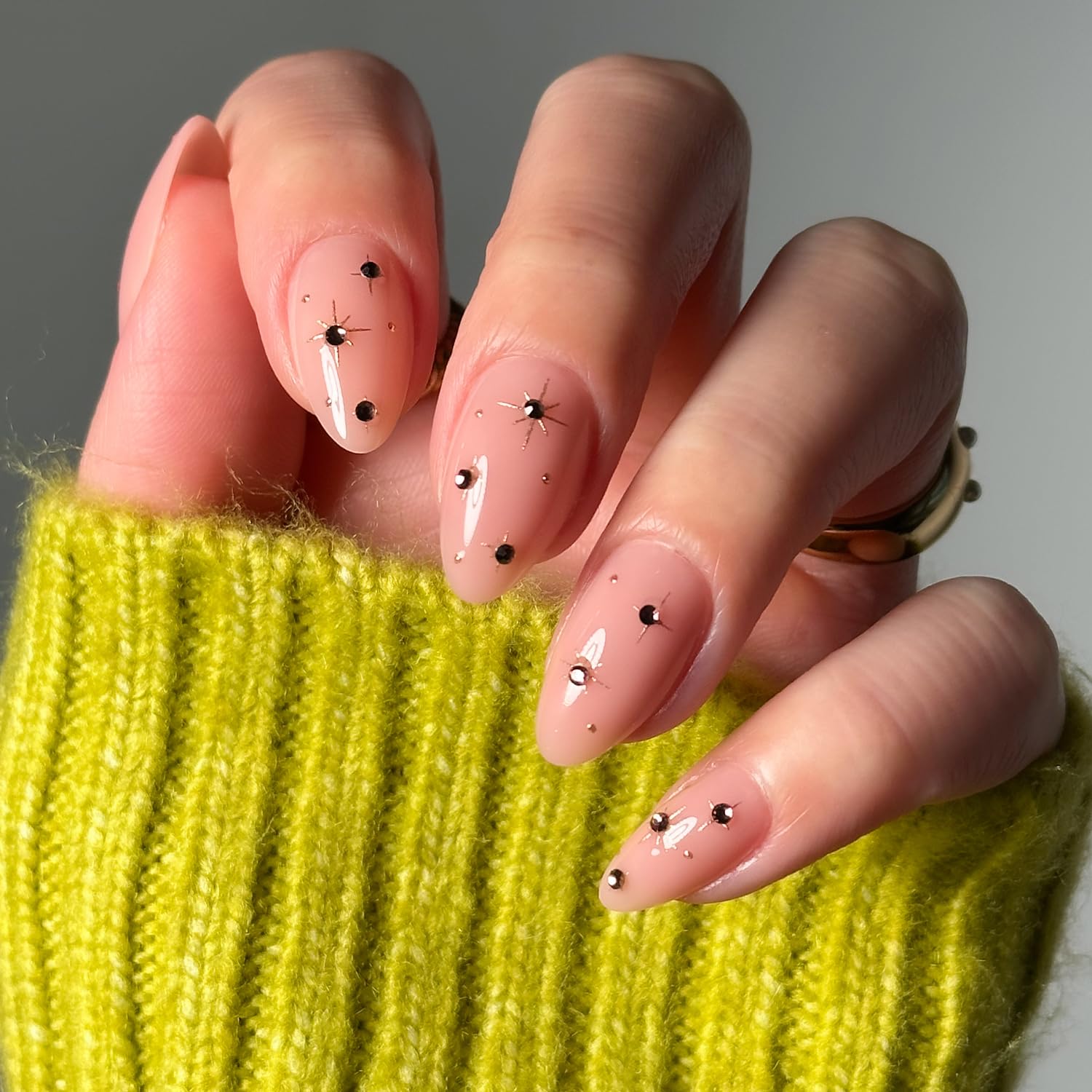 Photo 1 of Glamnetic Press On Nails - Short Almond, 30 Pc Kit