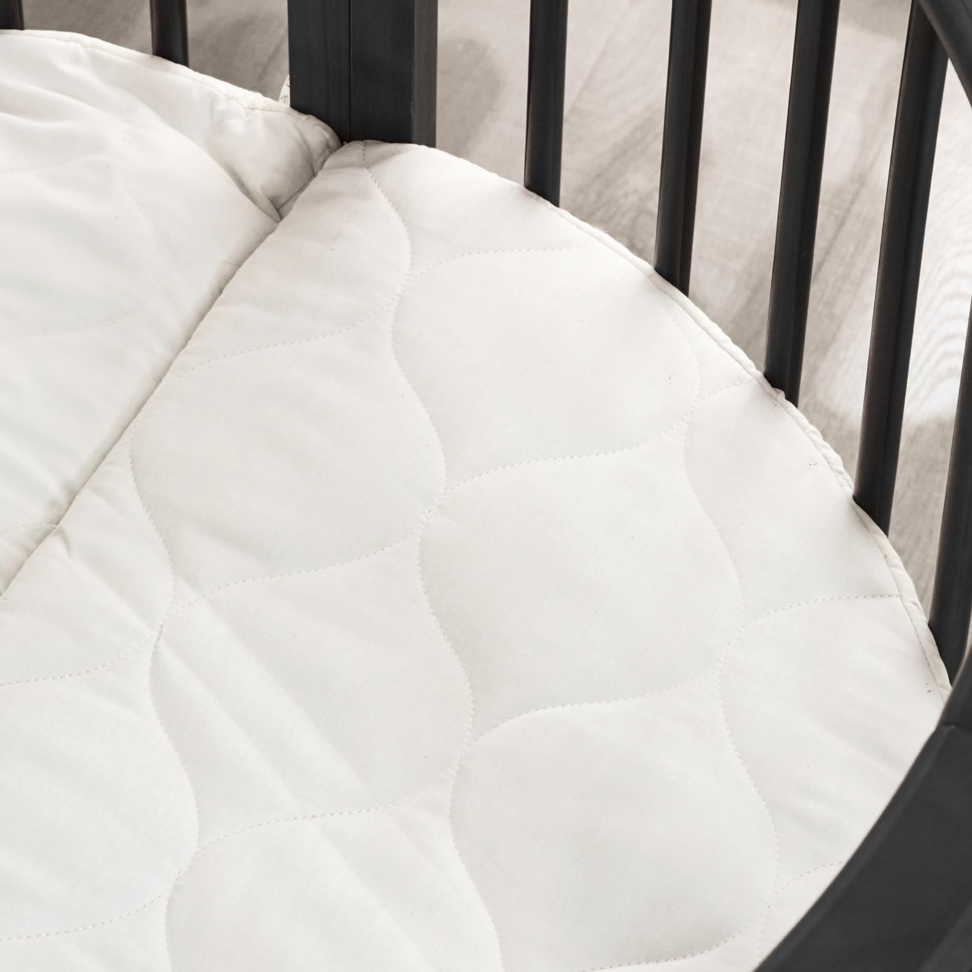 Baby Box – Coffre de jeu rond en bois – Parc – Matelas inclus – 91 x 91 x 85 cm – Noir