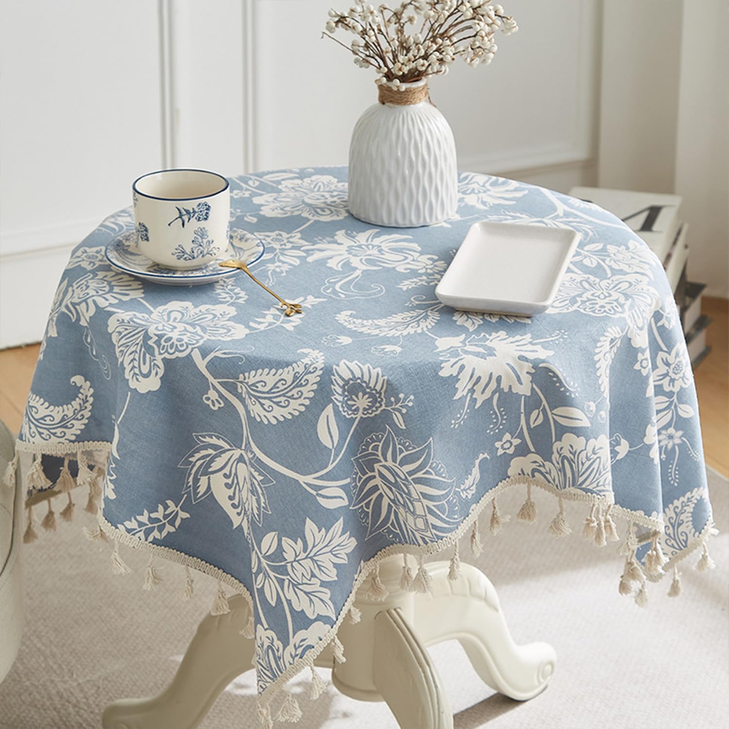 FOELANNE Embroidered Lace Tablecloth, Floral Square Tablecloth With Tassels Cotton Linen Farmhouse 60x60cm 90x90cm(60x60cm)