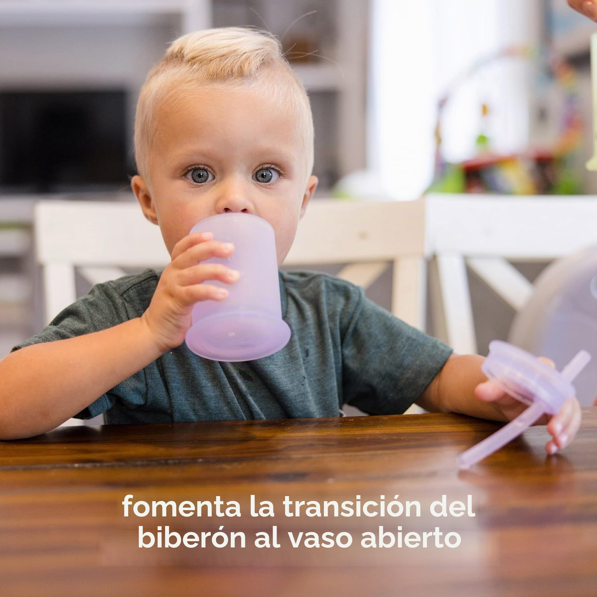 olababy Vaso de entrenamiento de silicona Clear View con tapa de pajita, entrenador de picos para niños a partir de 12 meses, vasos de agua irrompibles para niños a partir de 2 años (menta, 5 oz)
