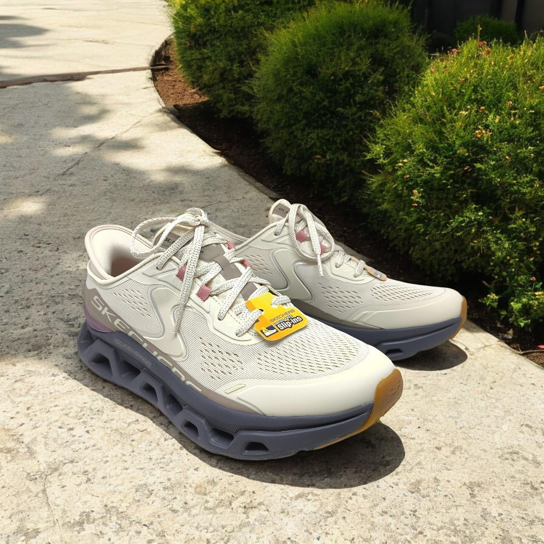 Skechers Women's Glide-Step Atlus Hands Free Slip-ins Sneakers - Image 6