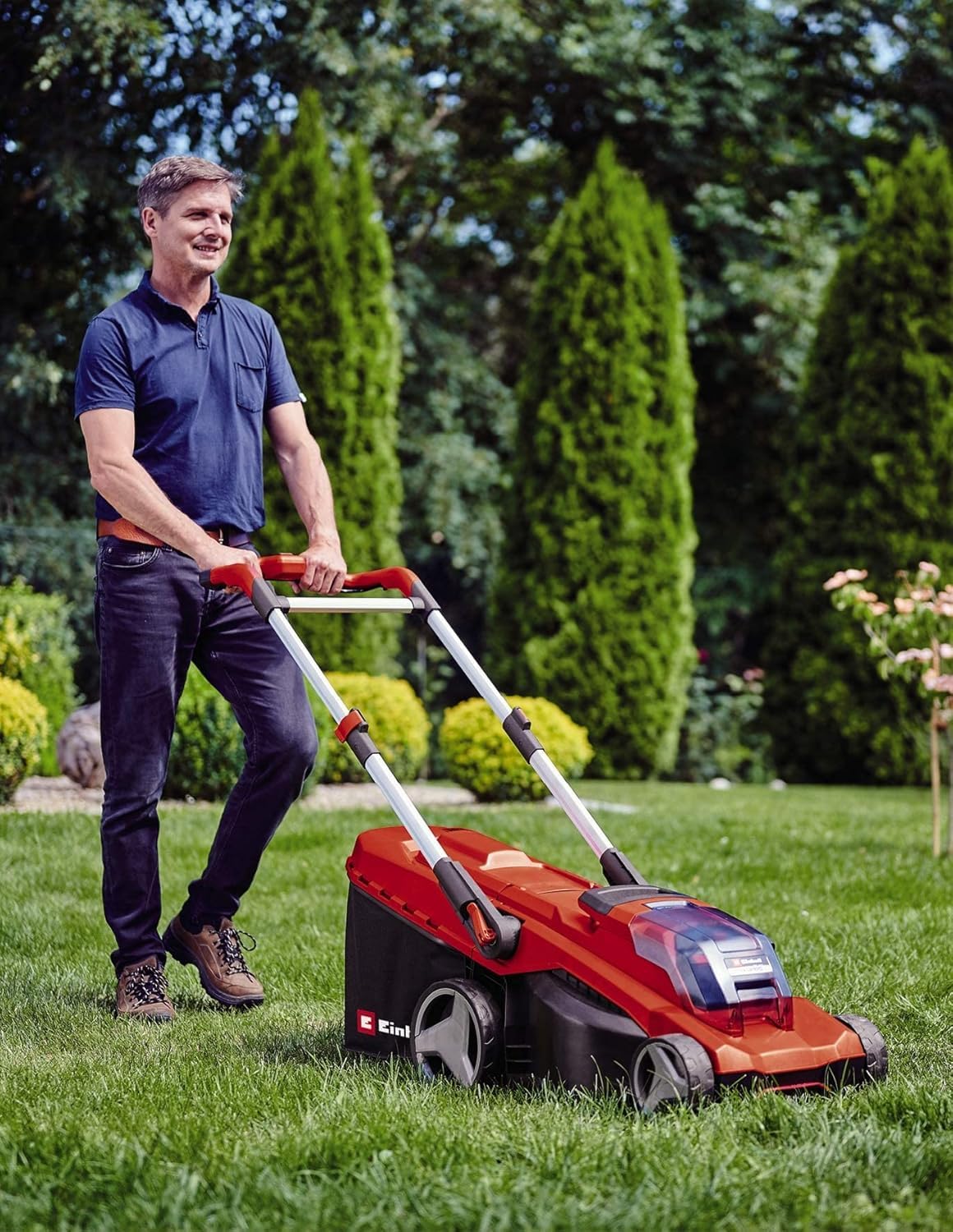 Tondeuse à Gazon sans Fil RASARRO 36/42 Kit PXC Einhell (36 V, Largeur de Coupe 42 cm, Jusqu’à 550 m², Moteur sans Charbon, Fonction Mulching, bac collecteur 50 L, avec 2 Batteries 4,0 Ah + Chargeur)