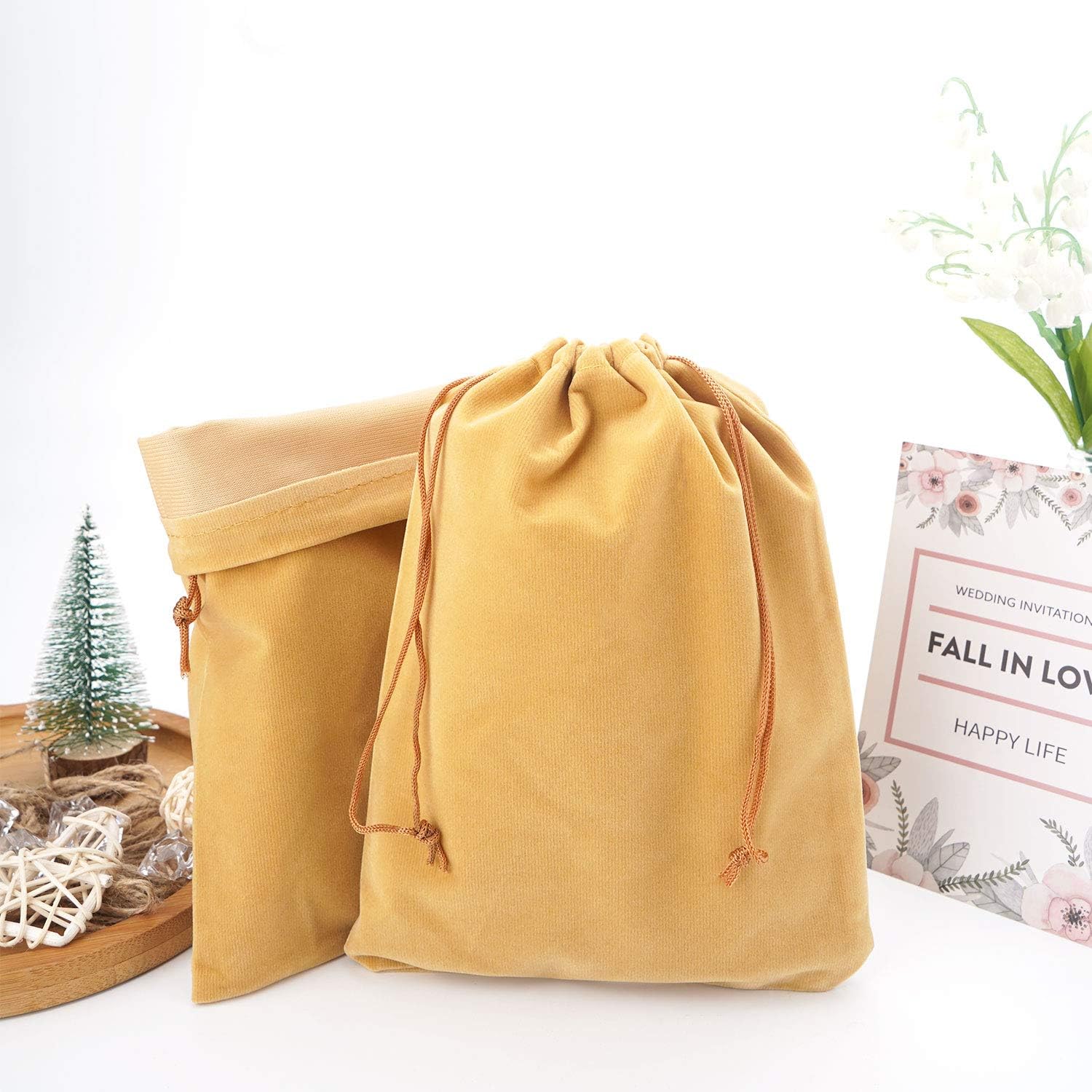 EUSOAR Velvet Drawstring Bags, 20 pcs 7 x 9 inch Cosmetics Pouches with Drawstring, Environmental Bags, Shopping Package Business Store Pouches, Gift Pearl Cosmetics Tarot Cards Soap Bags-Gold