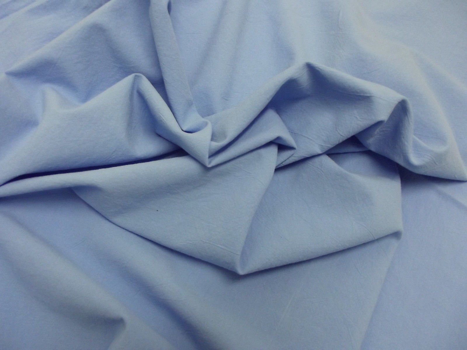 Tissu au mètre pur coton bleu uni pour couture de robe rideau et doublure en 5m x 144cm