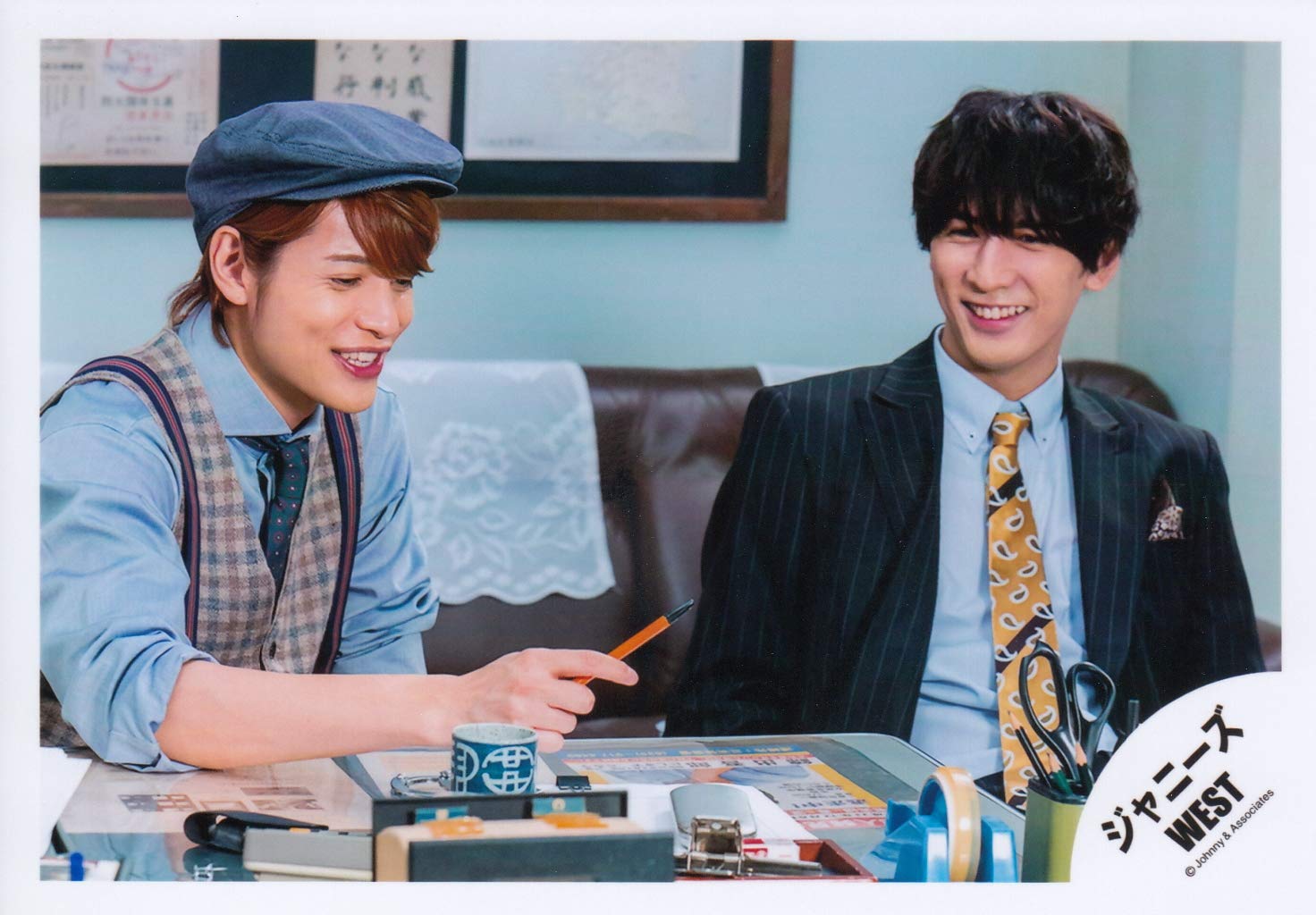 ジャニーズWEST公式写真 ジャニーズWEST LIVE TOUR 2020 W trouble パンフレット 会報フォルダ