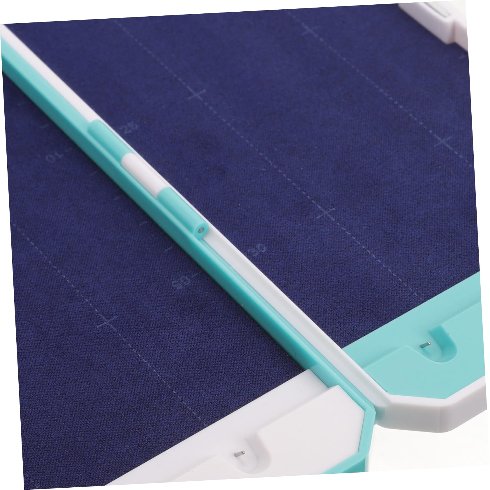 LIOOBO Portable Accessories Fishing Hook Holder Tackle Fishhook Storage Hook Container Gear Fishing Lure Holder Fishing Organizer Fishing Lure Container Plastic