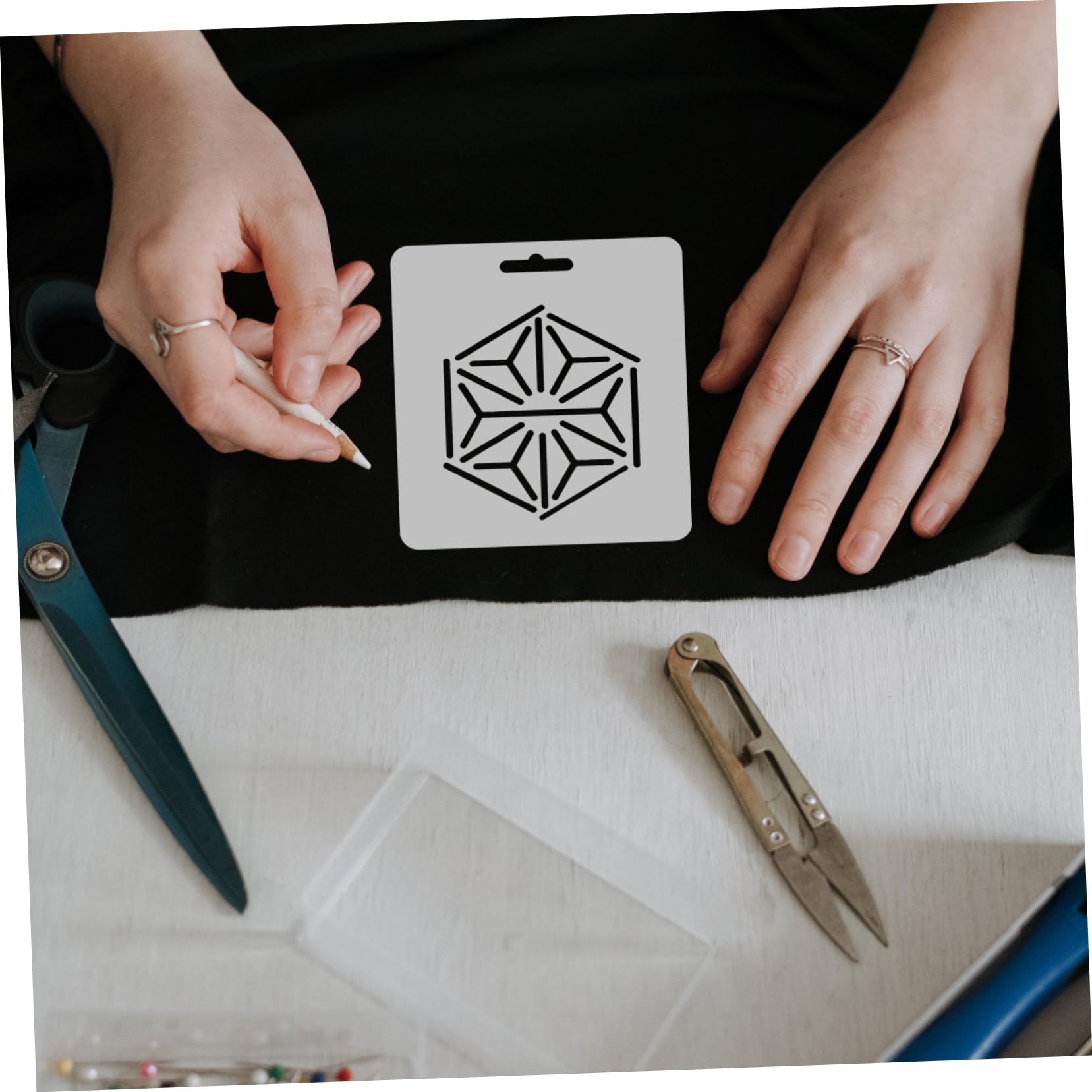 Righello Patchwork in Acrilico 8 Pezzi, Set per Cucito | Template per Stoffa, Uso Domestico, Migliora L’efficienza nel Lavoro, Formato Pratico per Progetti DIY