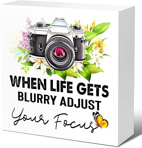 Inspirational Wood Block Signs When Life Gets Blurry Adjust Your Focus Wooden Box Sign for Home Bedroom Shelf Office Desk Decor Retro Camera