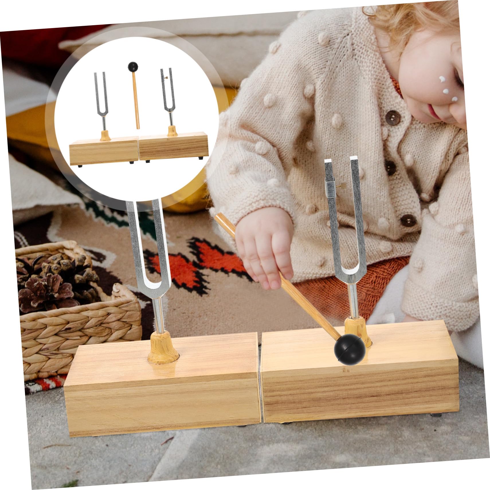 TOYANDONA Stimmgabel Satz 440hz mit Holzsockel und Hammer Metall Stimmgabellehre für Physikalische Experimente und Unterricht Klarer Klang Stabiler Stand für Akustik und Schwingungslehre