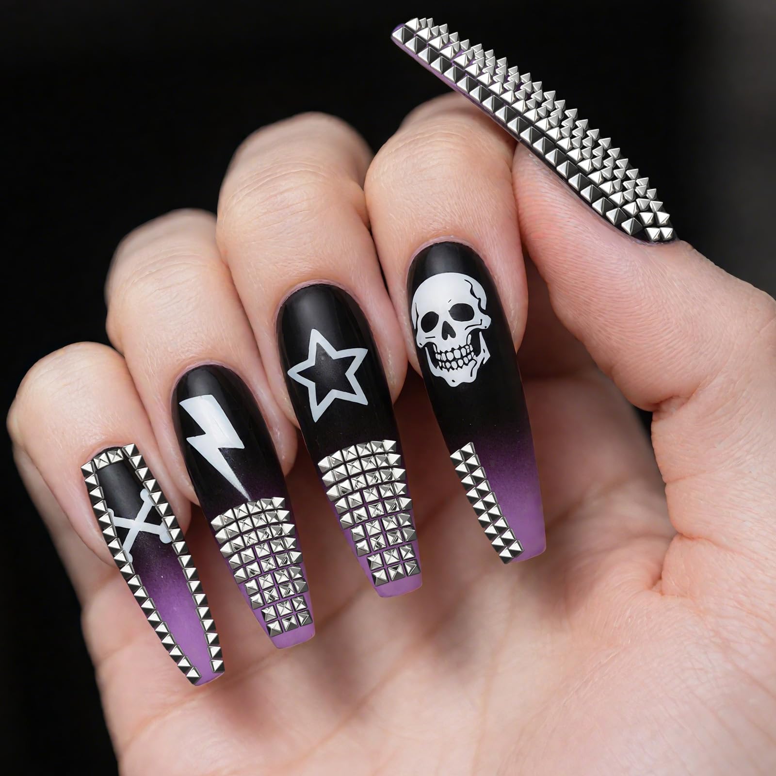 12 pudełek gotyckich zawieszek do paznokci, mini kolce do paznokci, punkowe ćwieki, styl wiktoriański i Halloween, manicure, dekoracje do paznokci, płaskie, metaliczne kolce 3D