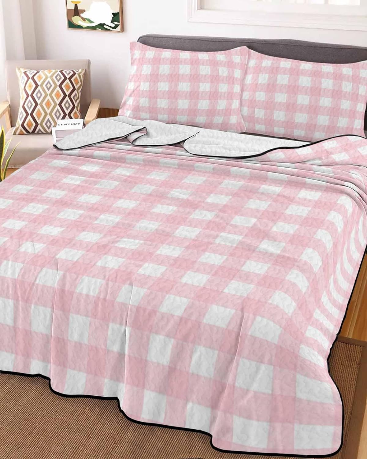 Full Size Quilt Set, Pink White Buffalo Plaid Lightweight Bedspread Coverlet Set Soft Microfiber Summer Quilt with 2 Pillow Shams, Modern Geometric Checkered 3 Piece Comforter Bedding Set