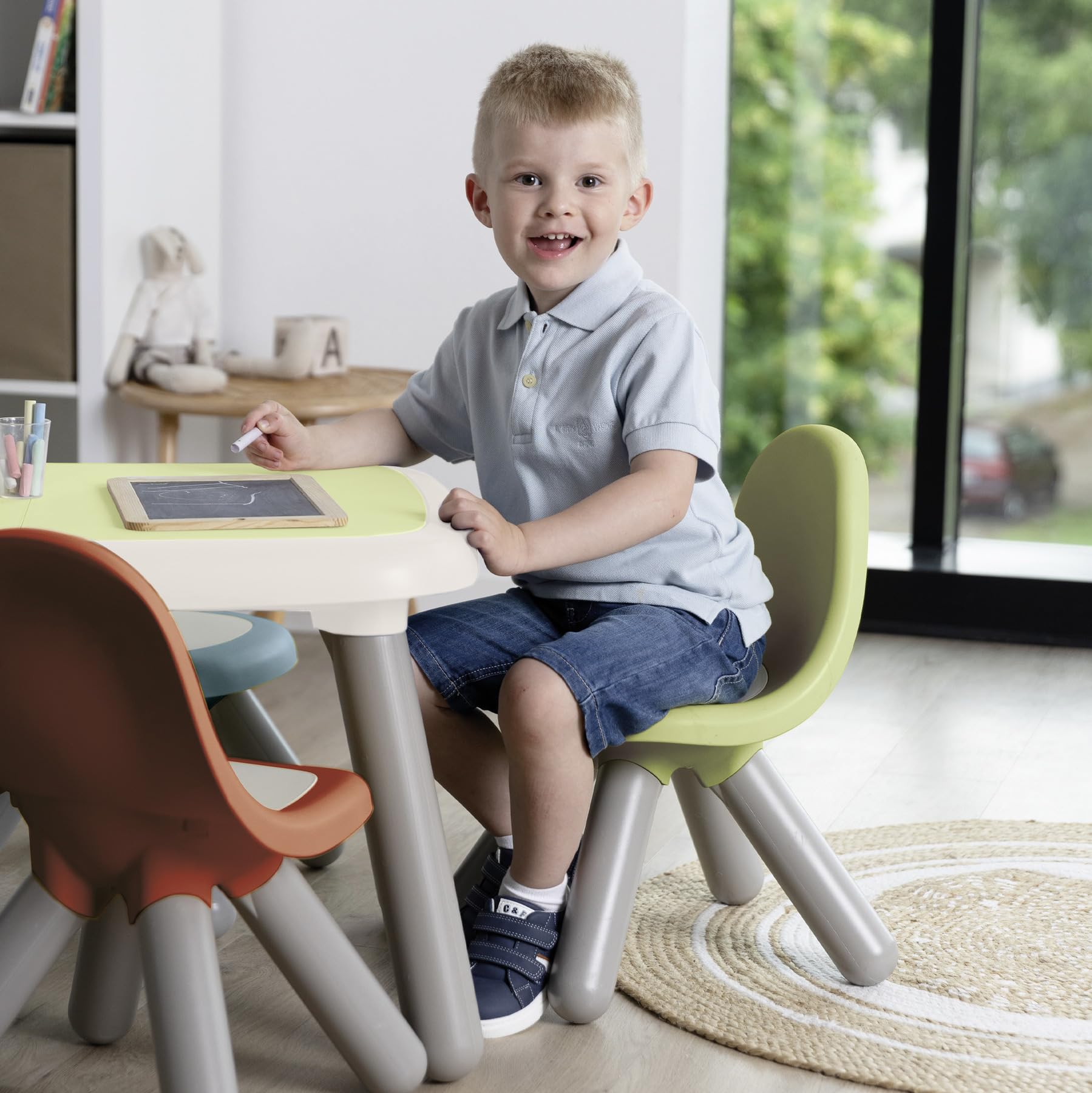 Smoby Life - Kindertisch - Aus recycelten Materialien, Stabiler Kunststoff, UV-beständig, für drinnen & draußen, ab 18 Monaten