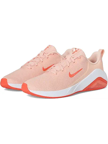 Женские кроссовки Nike Bella 7