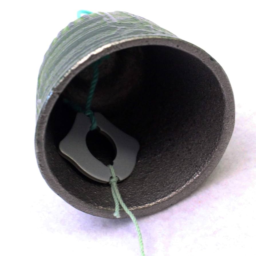 鐘・釣鐘 ワンタッチ式マグネットベルトを新搭載】最大約1200ルーメン