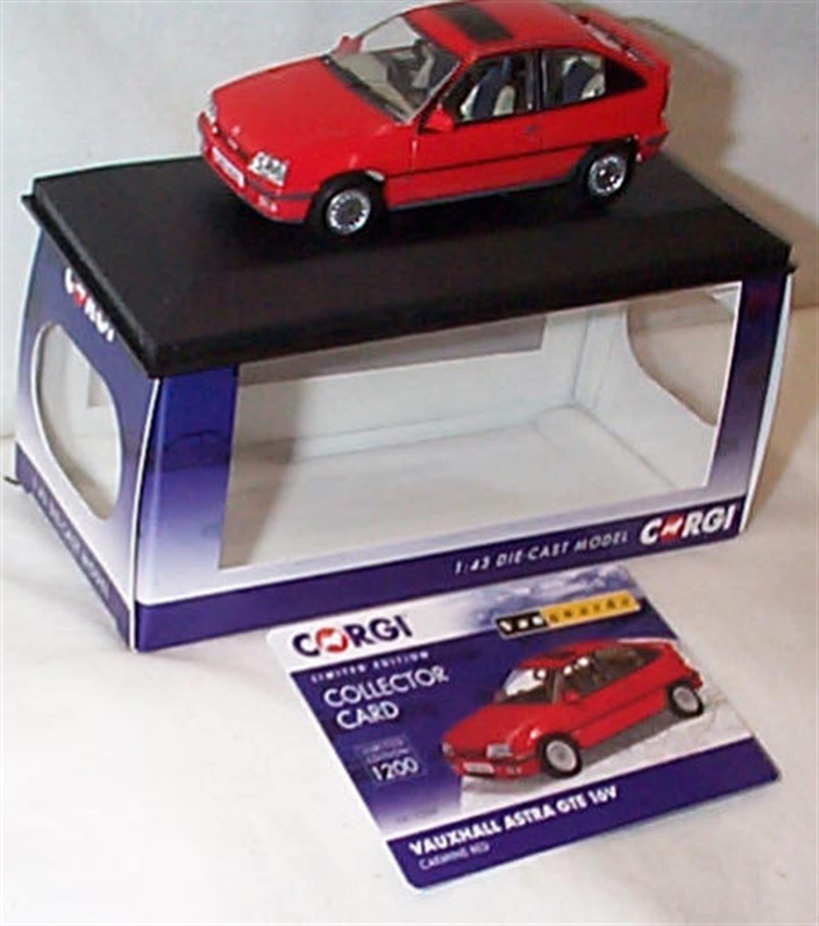 Corgi Vanguards Vauxhall Astra GTE 16V carmine Red vehicle 1:43 scale diecast model