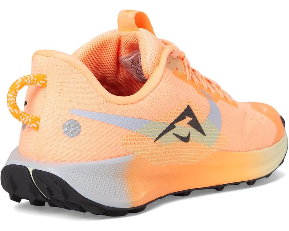 Nike Kids Pegasus Trail 5 (Little Kid/Big Kid) - Back View