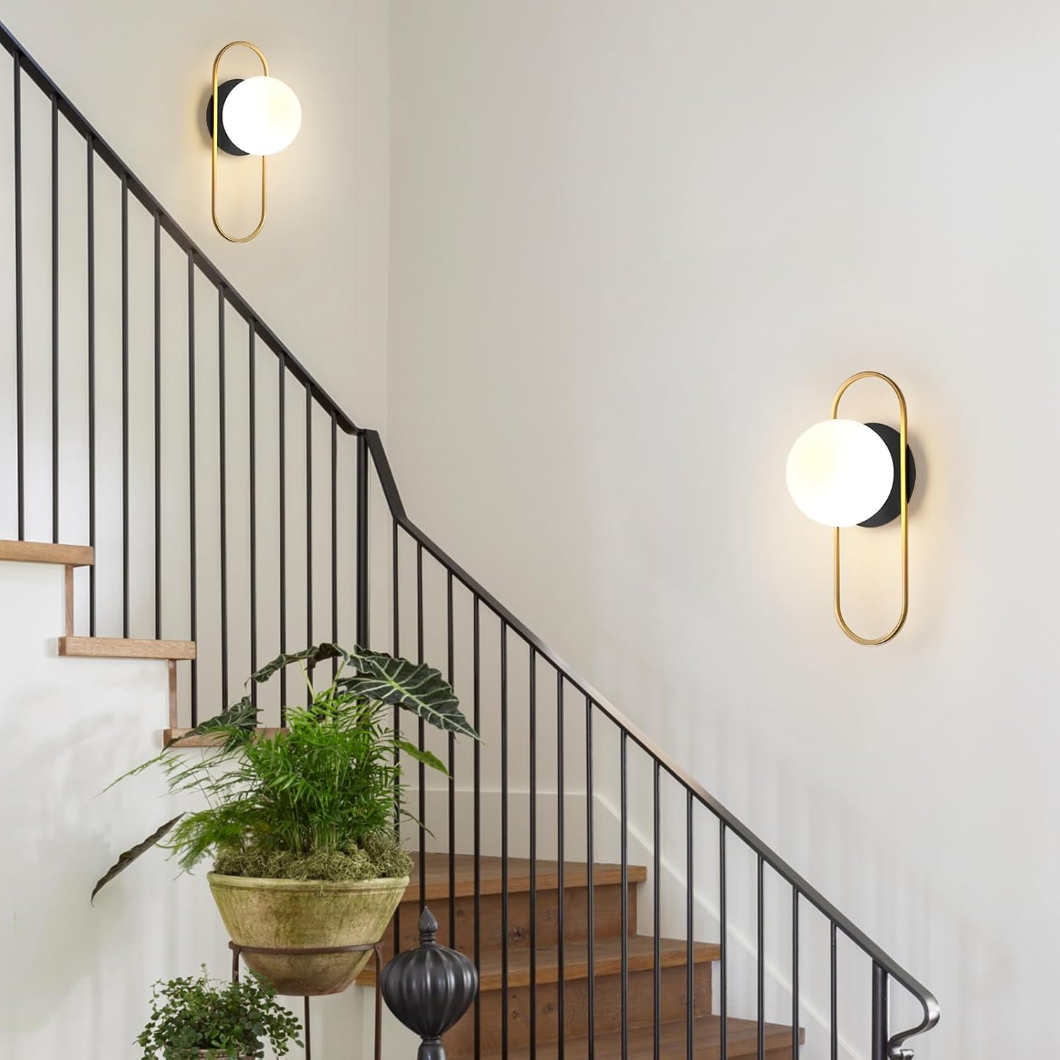 Modern Indoor Wall Lamps Vintage Wall Sconce Gold Globe Wall Lamp Fixture for Bedside