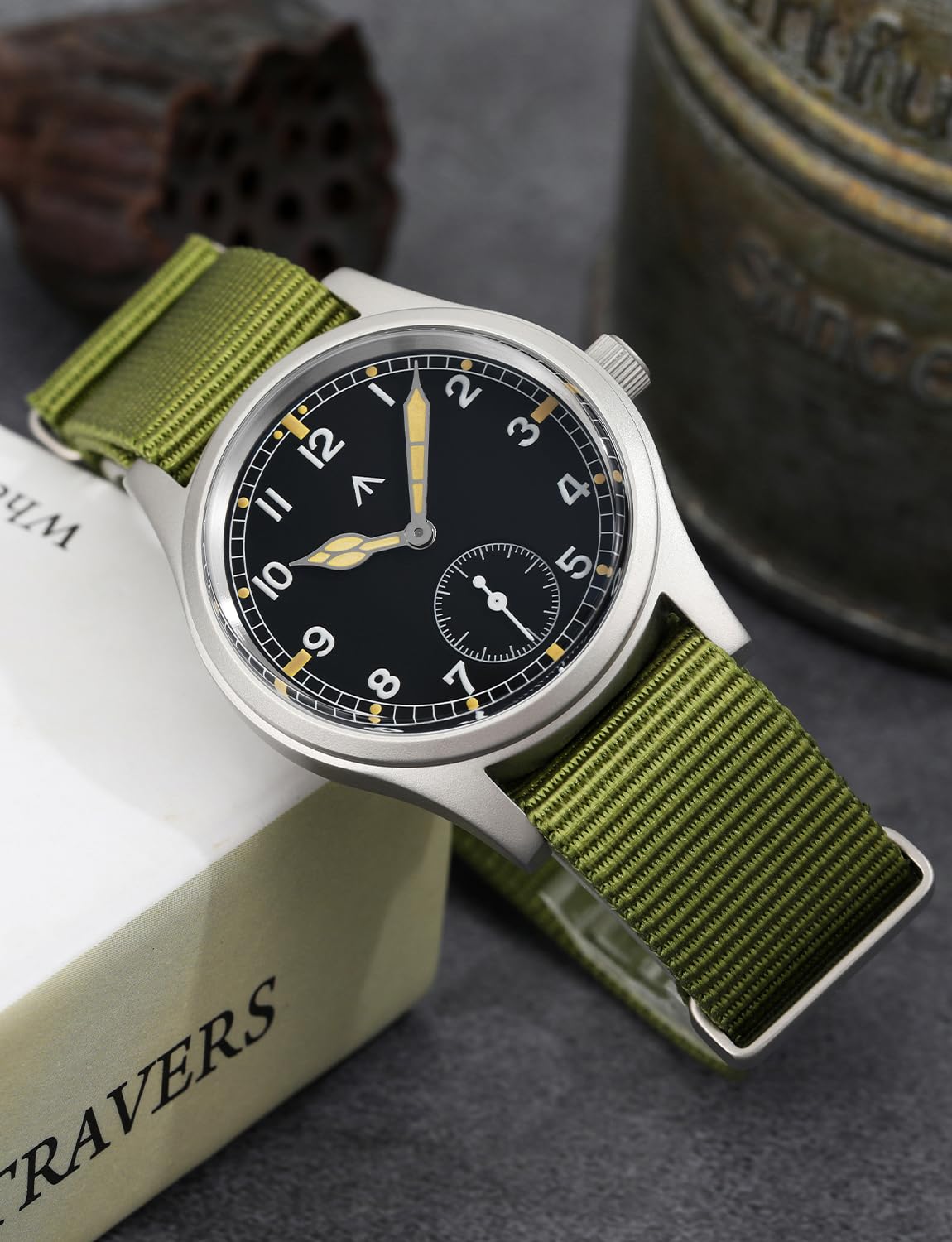 Tactical Frog Militado D12 VD78 - Reloj Militar para Hombre, Cuarzo de Cristal de Zafiro superluminoso, Esfera de 36 mm, Estilo Militar, Resistente al Agua hasta 100 Metros