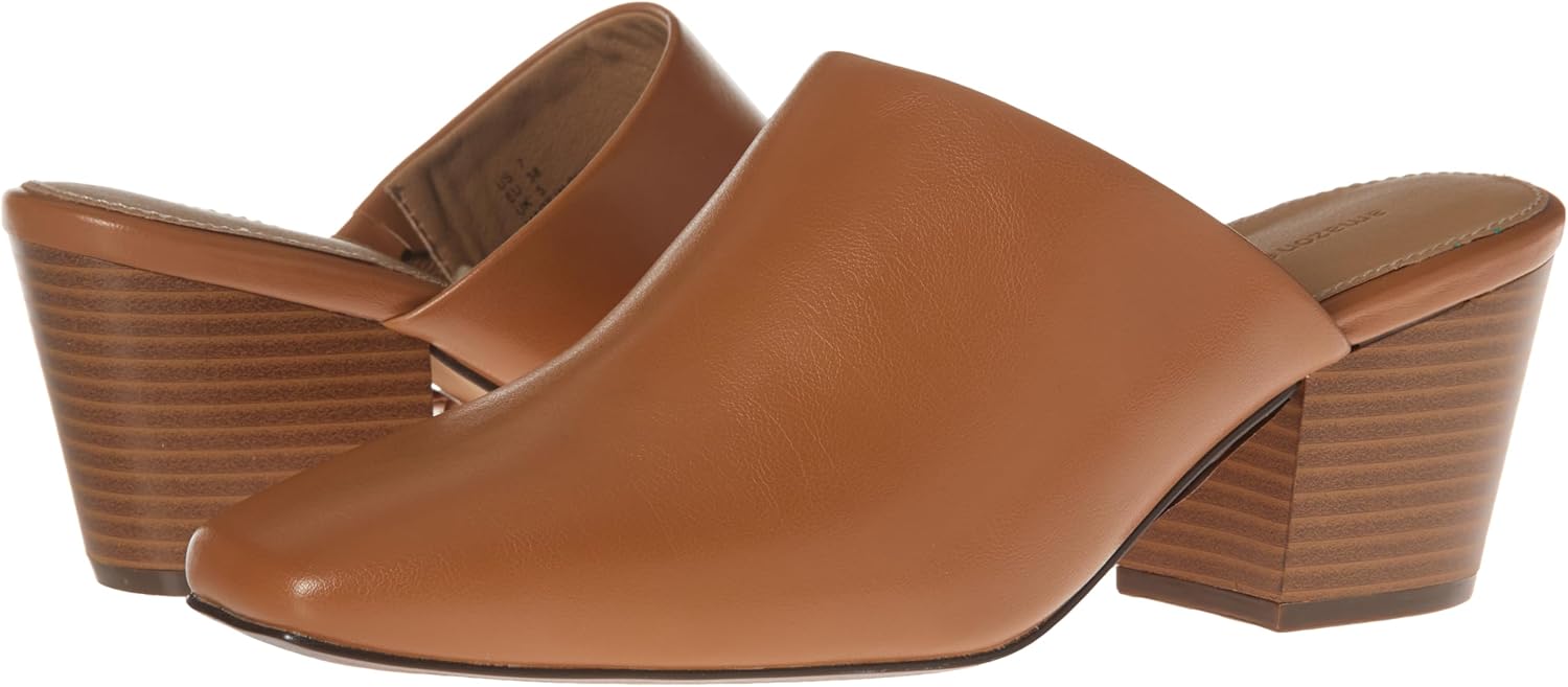 Amazon Essentials Women's Square Toe Mule - Image 7