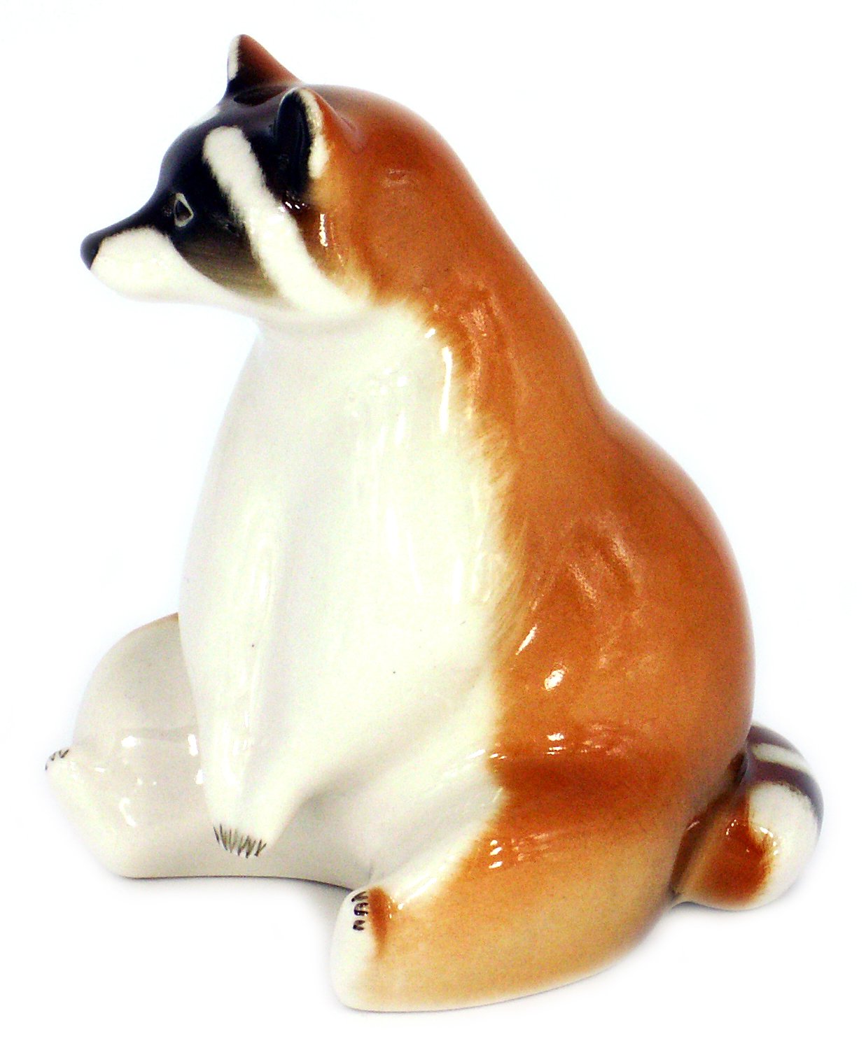 アライグマのフィギュリン（ロモノーソフ） Amazon.co.jp: アライグマ