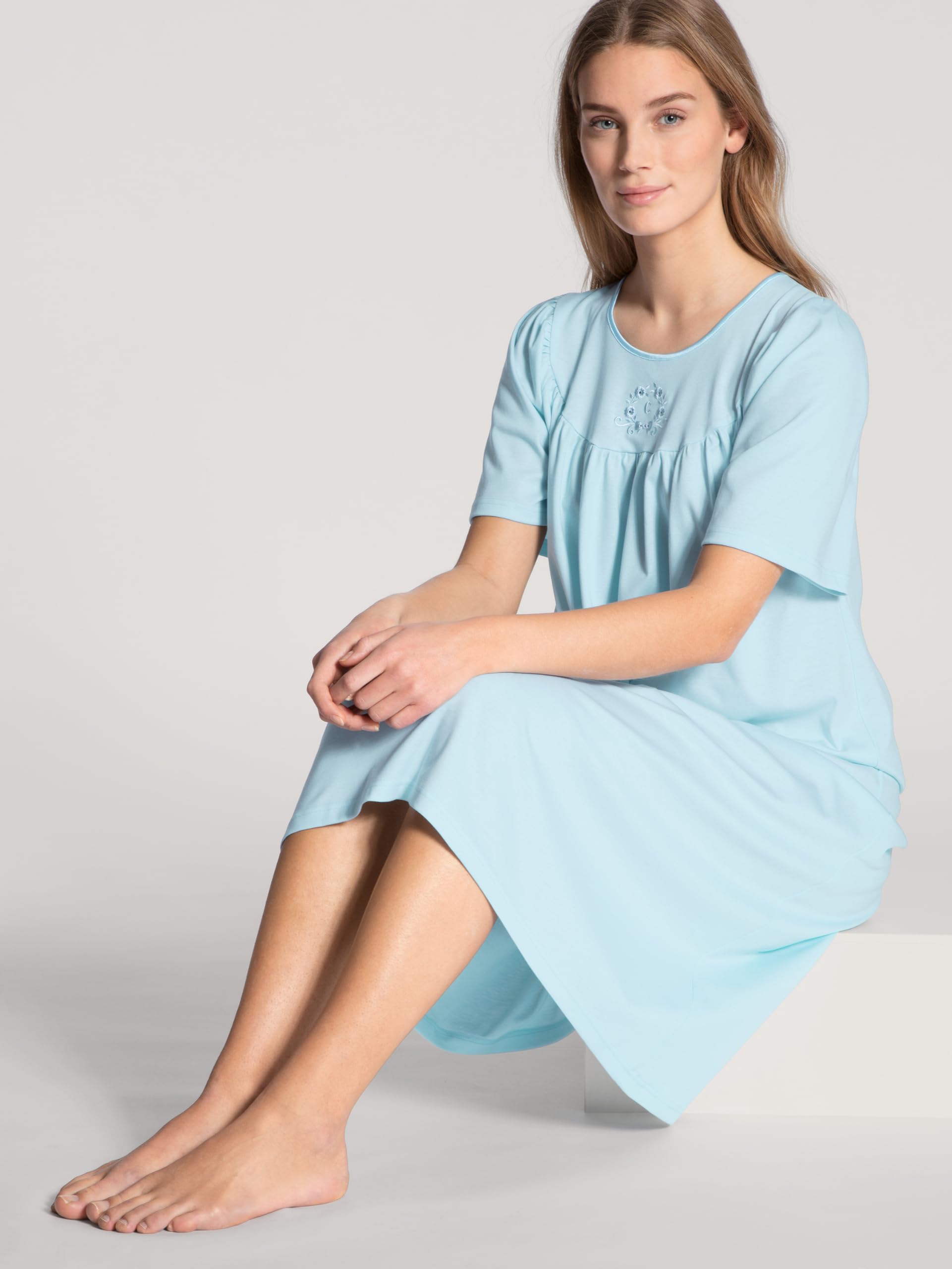 CALIDA Soft Cotton Kurzarm-Nachthemd Damen | 100% Baumwolle, mit sanft glänzender Satin-Paspelierung, Länge 110cm