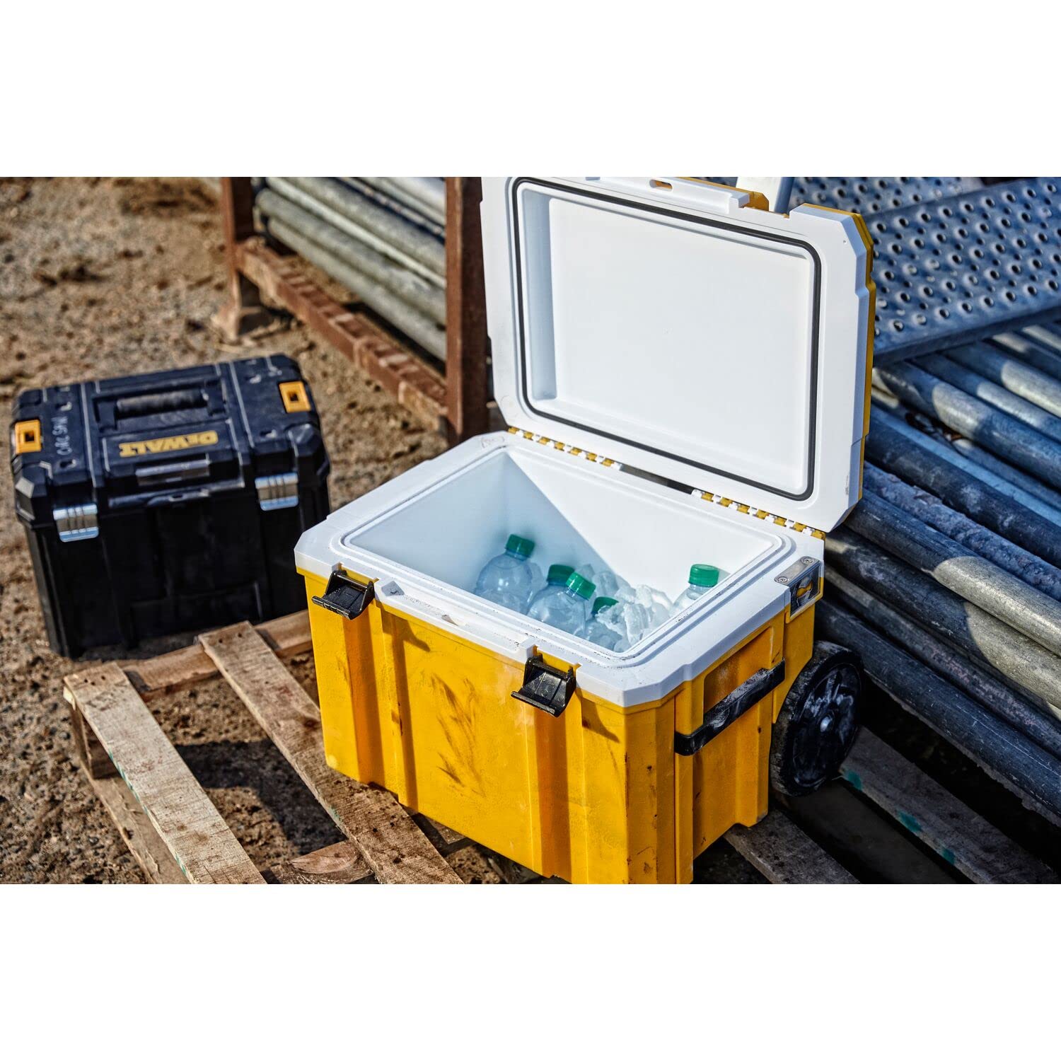 Amazon | デウォルト(DEWALT) TSTAK クーラー ボックス 大容量 工具箱