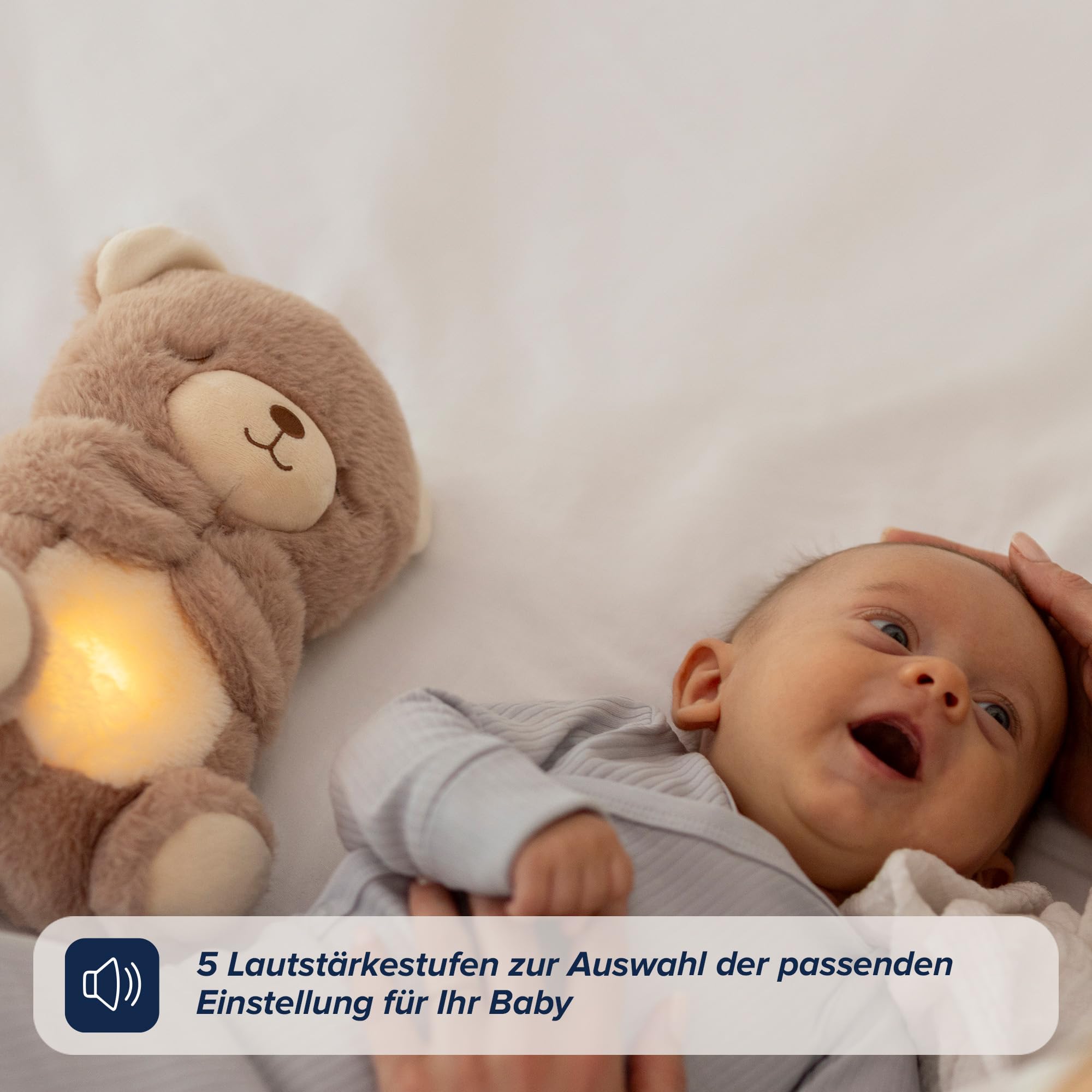 Nuby Mein Beruhigender Kuschelbär – Gute-Nacht-Kuscheltier – Musik- und Leuchtendes Baby-Nachtlicht – Kuscheltier mit Weißem Rauschen – Geschenk zur Geburt für Jungen und Mädchen, Neugeborene