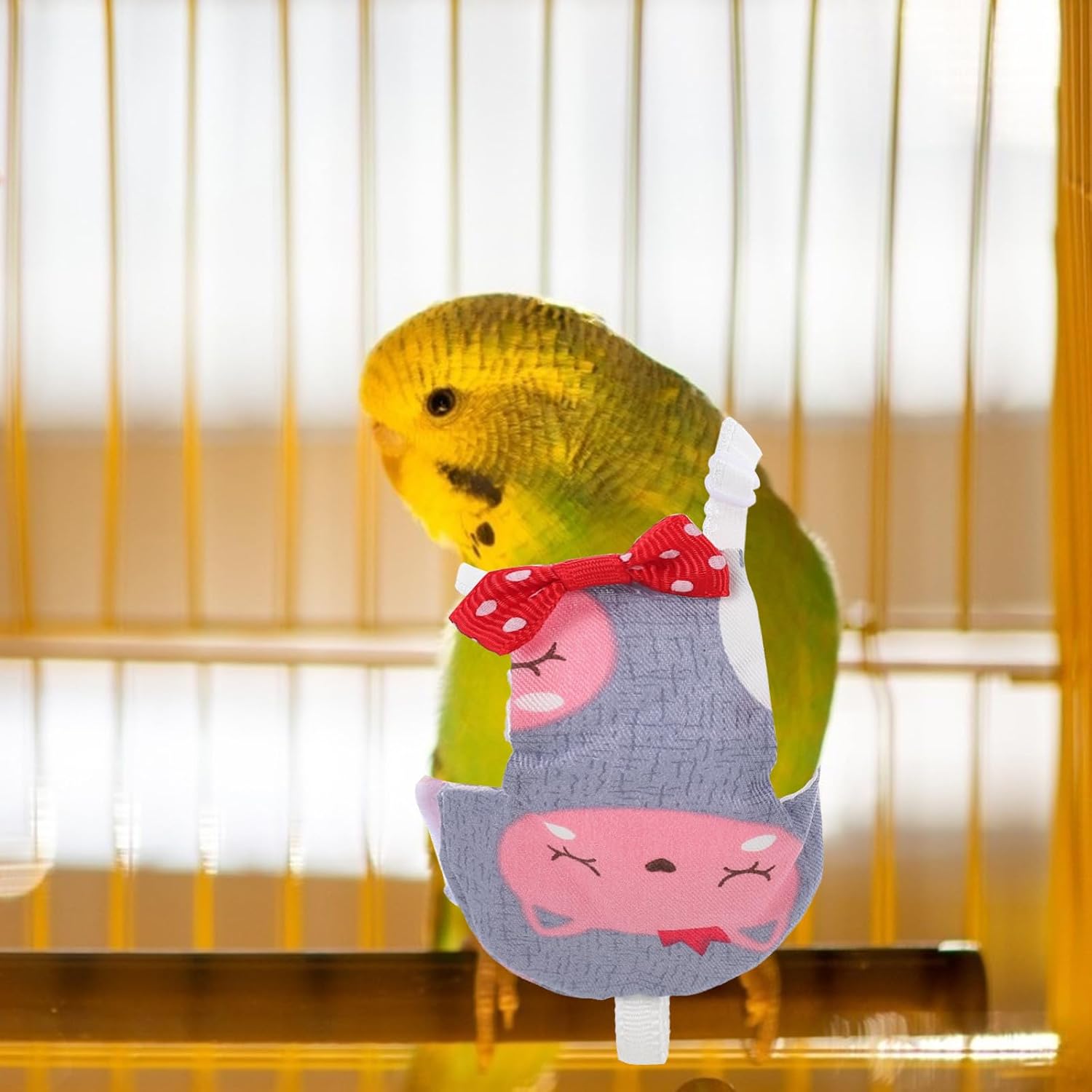 HEMOTON Washable Bird Diaper and Parrot Clothes Flight Costume with Urine Absorbent Pad for Small to Medium Pet Birds Suitable for Indoor Use