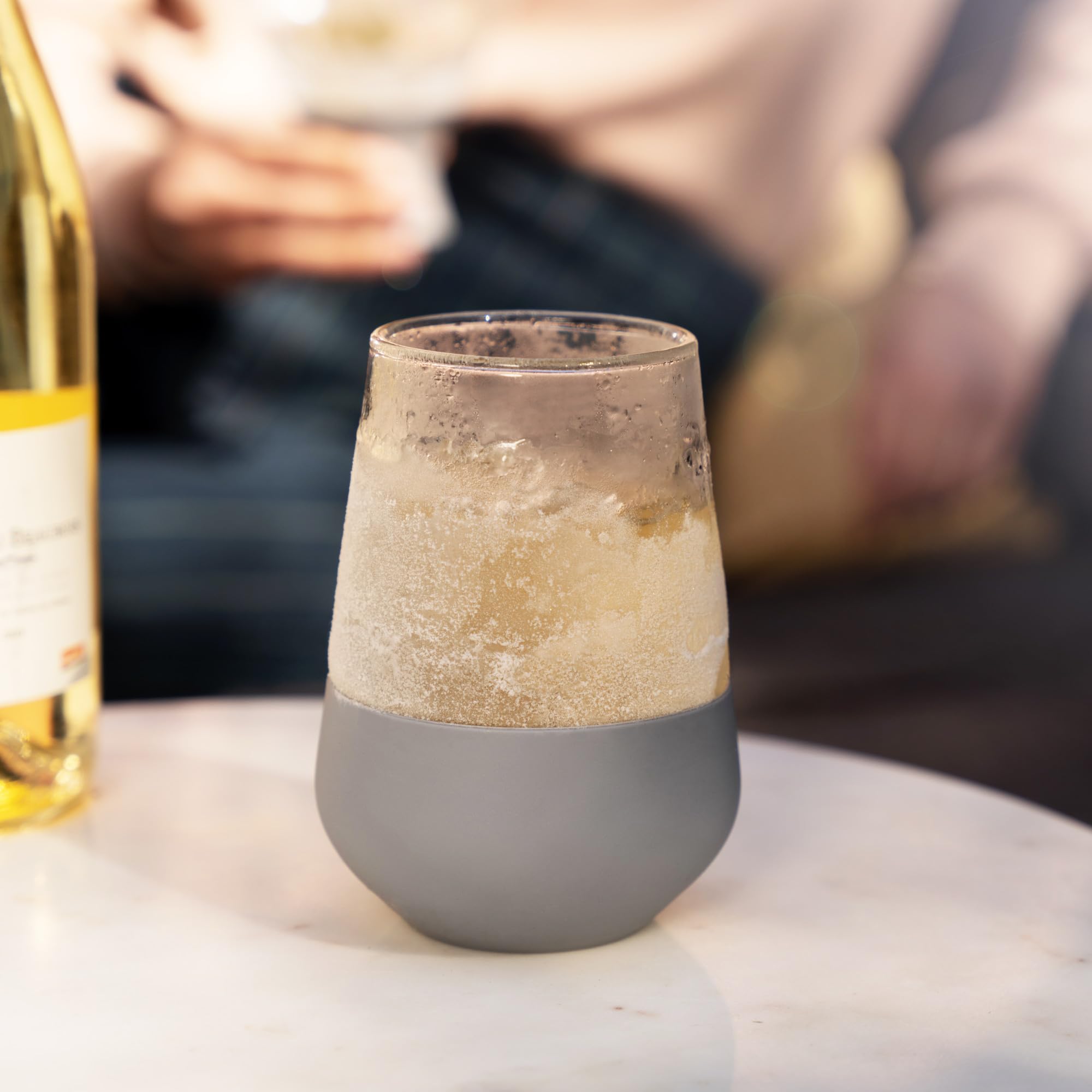 Host Wine Freeze Kühlbecher, Gefrierbecher für Getränke, isolierte Becher, coole Weingläser, 2 Stück, 240 ml, Grau