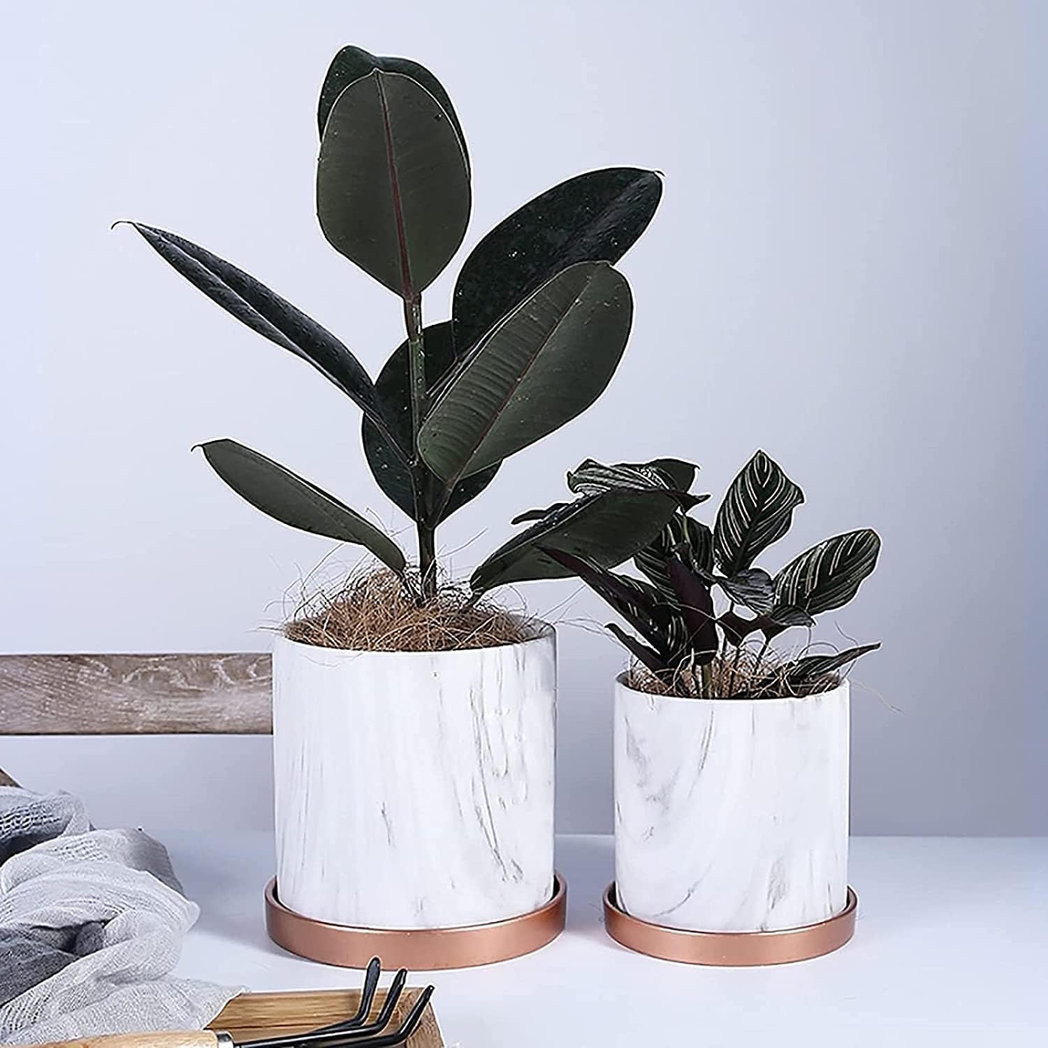 Modern Ceramic Planter Pot with Drainage Hole and Saucer, Round White & Grey Marble Pattern Indoor Outdoor Flower Plant Container, Stylish Decorative Pot for Succulents