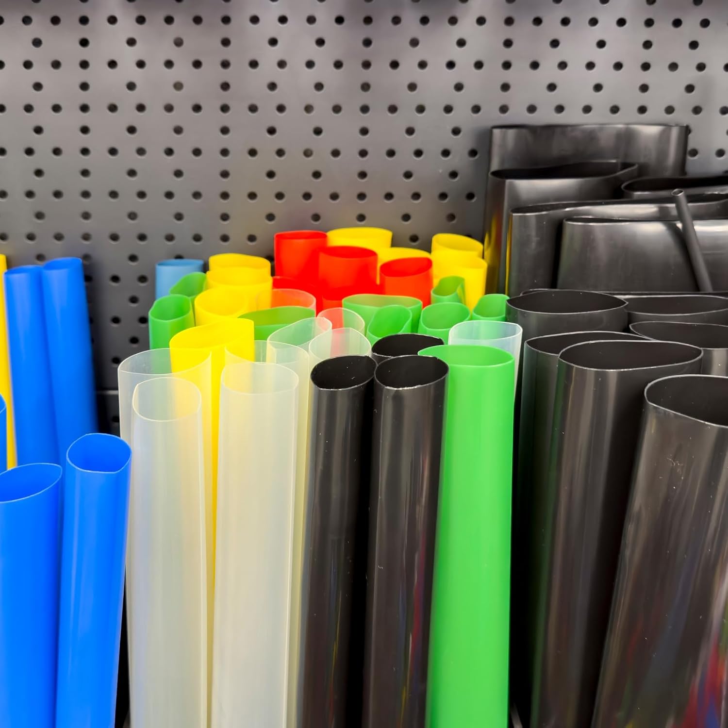 赤西仁　パスポートFC限定グッズ　UIJ パスポート JIP's ひ*み様 赤西仁 UIJ パスポート JIP's会員限定 FC限定グッズ - メルカリ