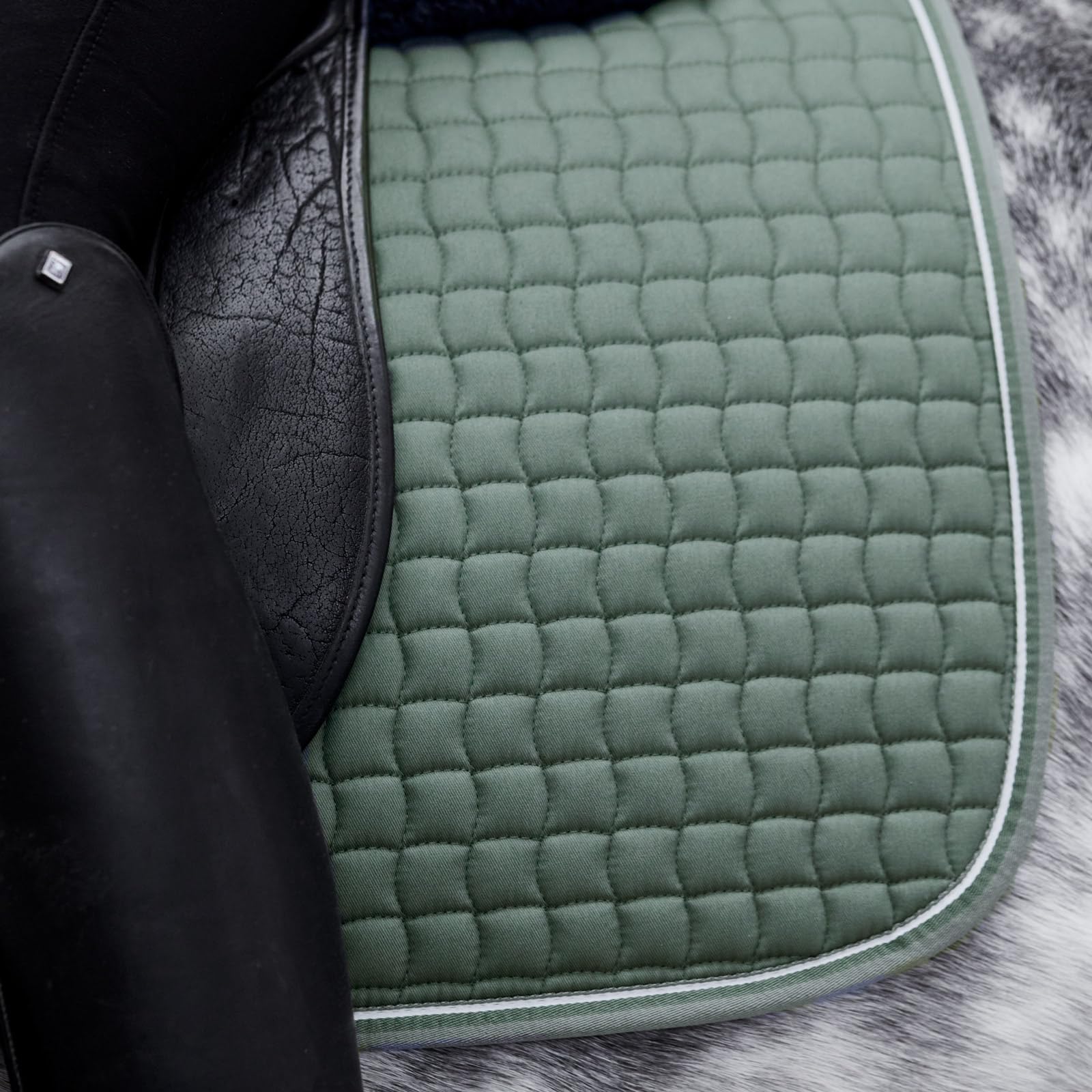 HORZE Tapis de Selle Mixte Adepto Vert pour Cheval et Poney