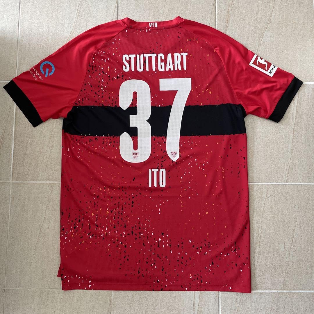 シュツットガルト 21-22ユニフォーム 日本代表伊藤選手　ネームナンバー付 Amazon.co.jp: VfBシュトゥットガルト 21-22 ユニフォーム 伊藤選手