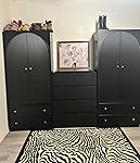 Review Image by Kiara Lynn Grove Kiara Lynn Grove