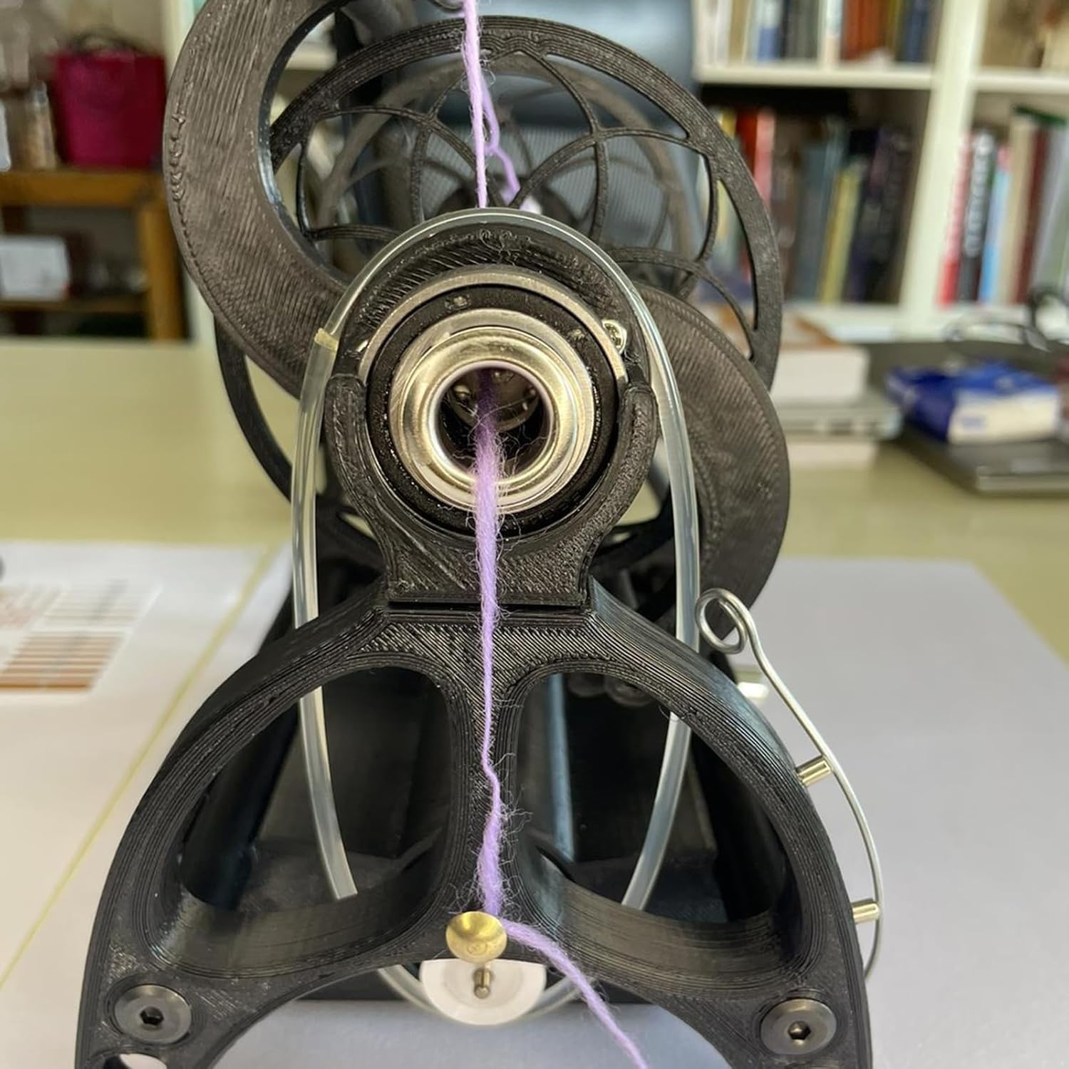 12V Bobinadora Automática De Hilo, Bobinadora De Hilo De Lana De 4oz, Velocidad Ajustable, Avance Y Retroceso, Rueda Giratoria Eléctrica para Tejer Hilo,Purple