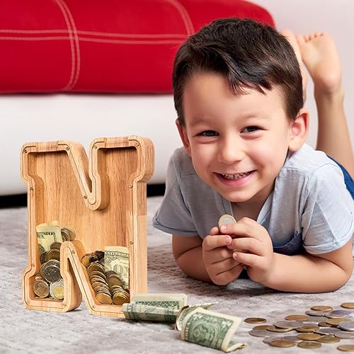 Miniatura 6 de SummiDate Alcancía de madera de letra para niños y niñas, Alfabeto, regalo de cumpleaños para niños (N)