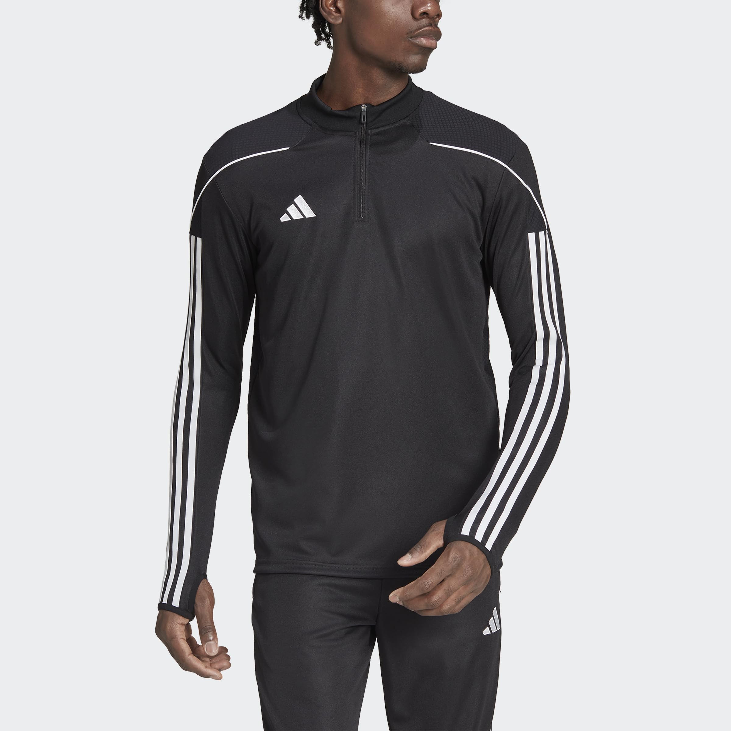 Adidas Herren 27.5 EU Shirt