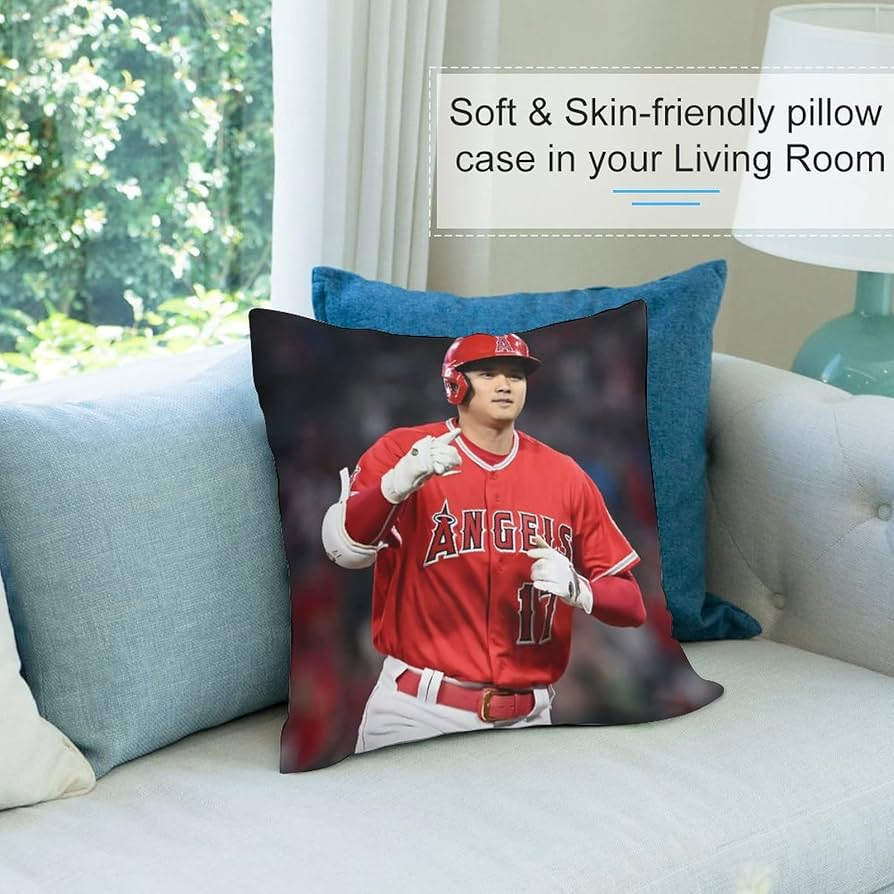 IAB STUDIO NETFLIX ルームウェア　クッションカバー　Lサイズ IAB STUDIO NETFLIX ルームウェア クッションカバー Lサイズ