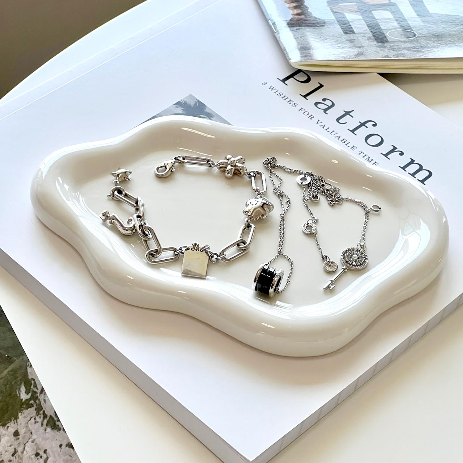 Plateau à Bijoux en Céramique, Plateau à Bijoux Nuage à Clés, Fête des Mères, Noël, Thanksgiving, Cadeau D'anniversaire pour Femmes (Blanc)