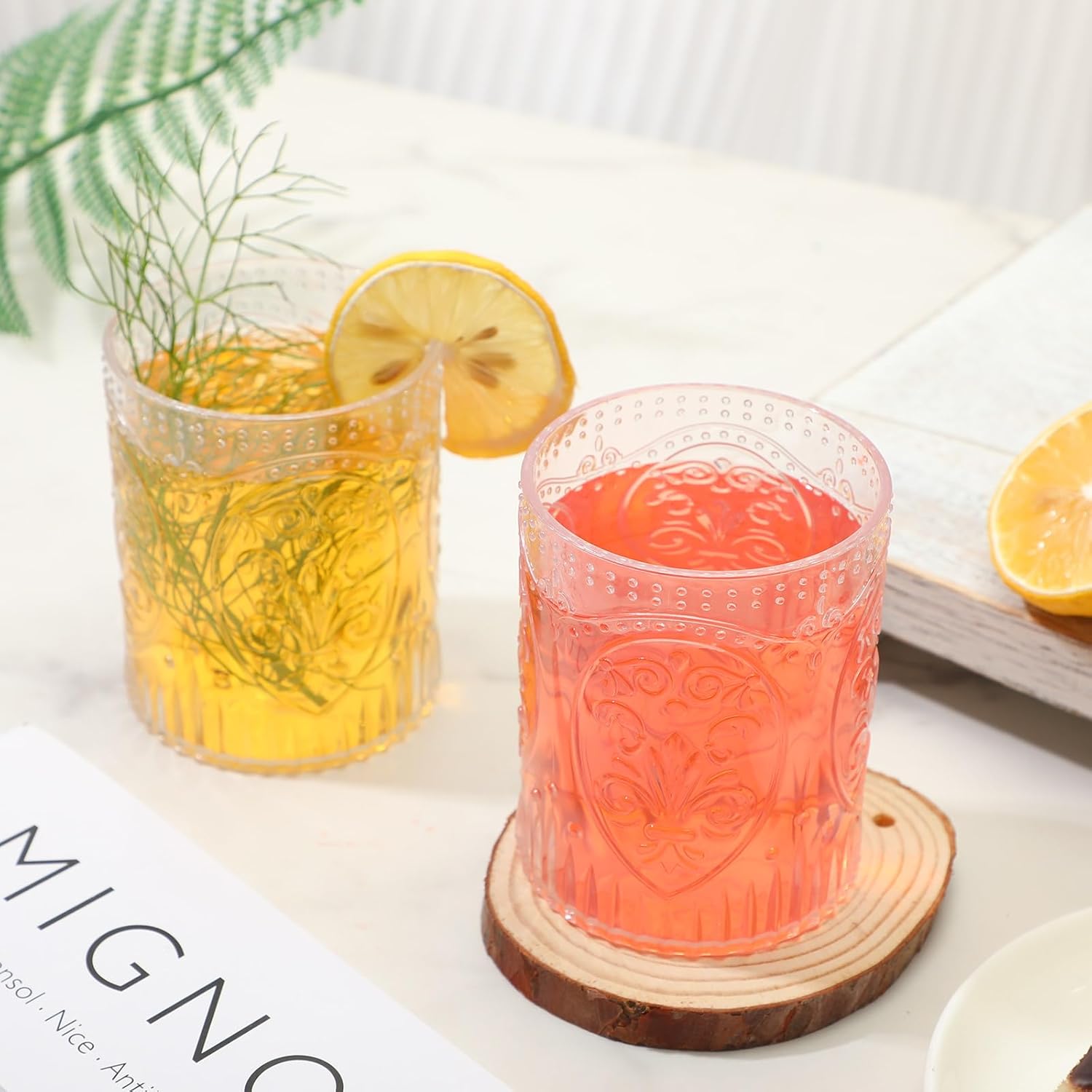 Qinyoung 24 Plastic Vintage Drinking Glasses 8.5oz Stemless Retro Embossed Wine Glasses Shatterproof Reusable Cups for Baby Shower Wedding Reception Grand Event Party (Clear) - Image 5