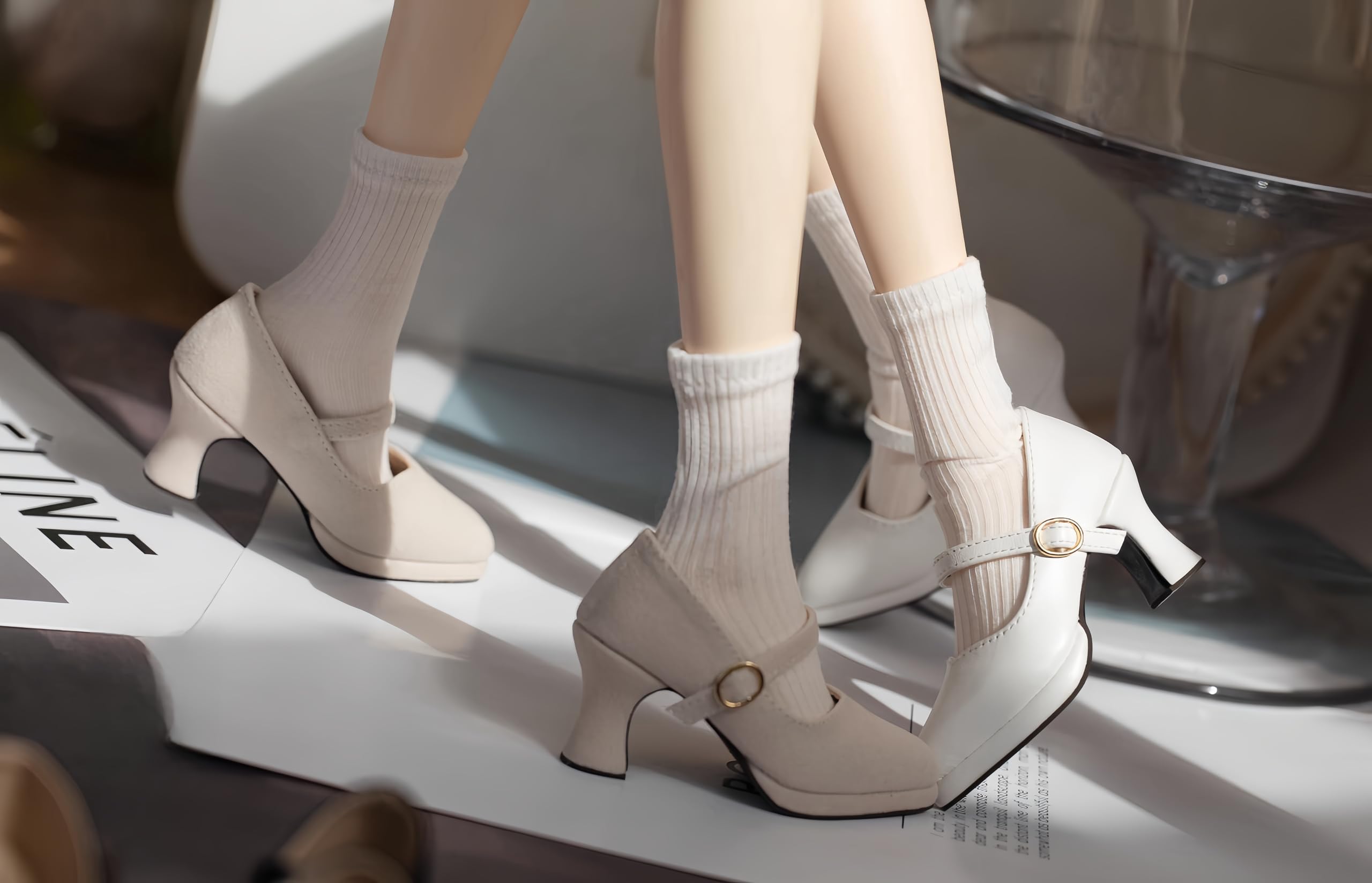 AMITD BJD Doll Shoes Carefully Crafted Fashion High Heels for 1/3 1/4 1/6 11.8 18 24 inch BJD Doll Gifts for Doll Lovers (Glossy White, 1/3)