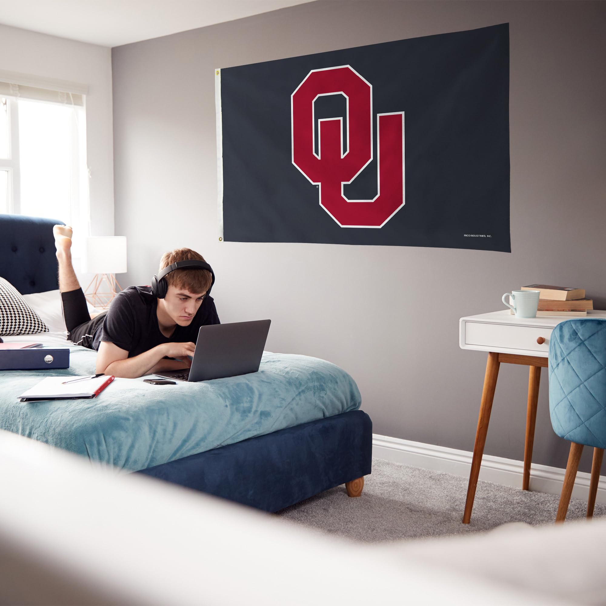 Oklahoma Sooners 3x5 Foot Grey Flag - Officially Licensed NCAA Team Flag For Pole Or Wall