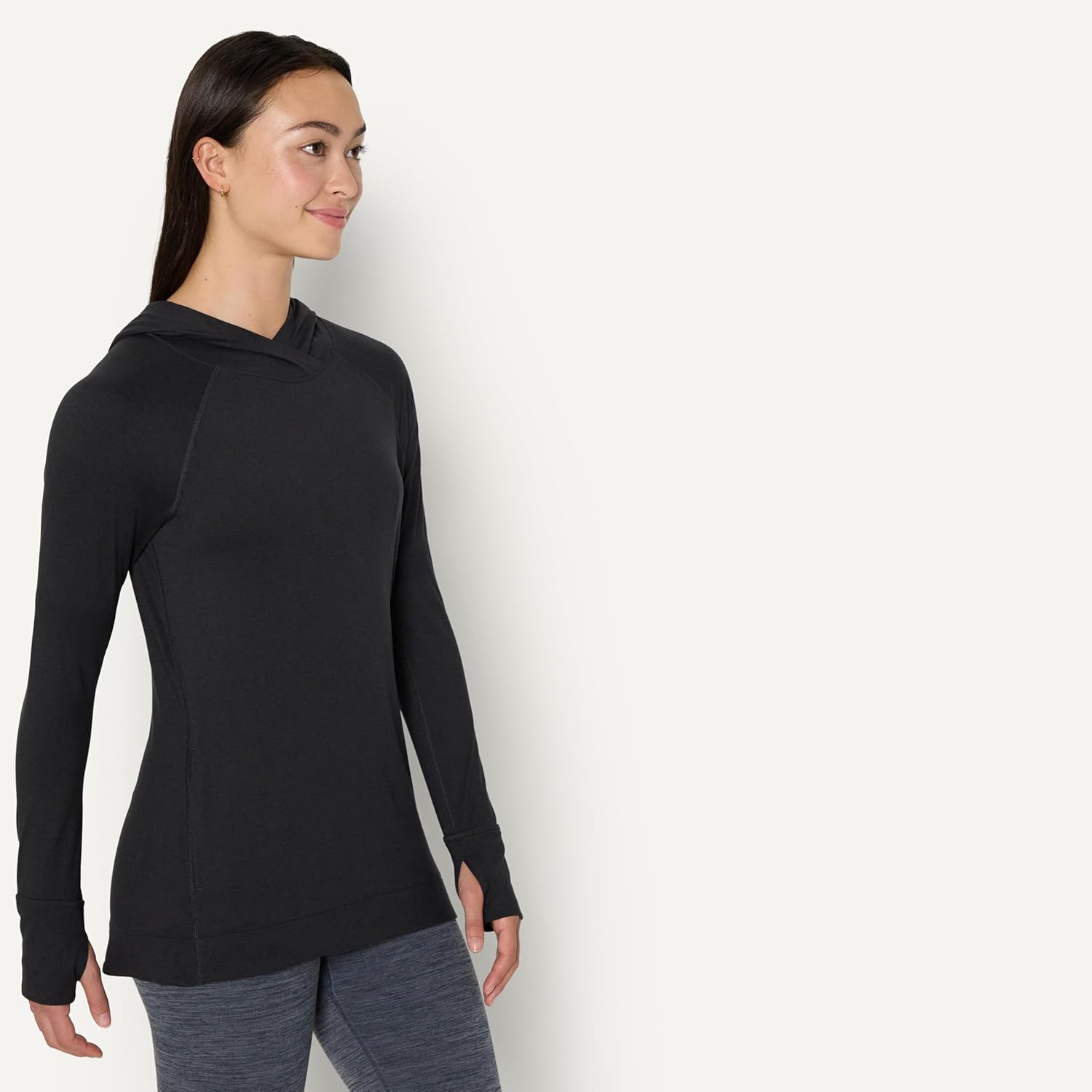 Amazon Essentials Women's Athletic Soft Performance Lightweight Long Sleeve Pullover Hoodie Workout Top, Space Dye - Image 2