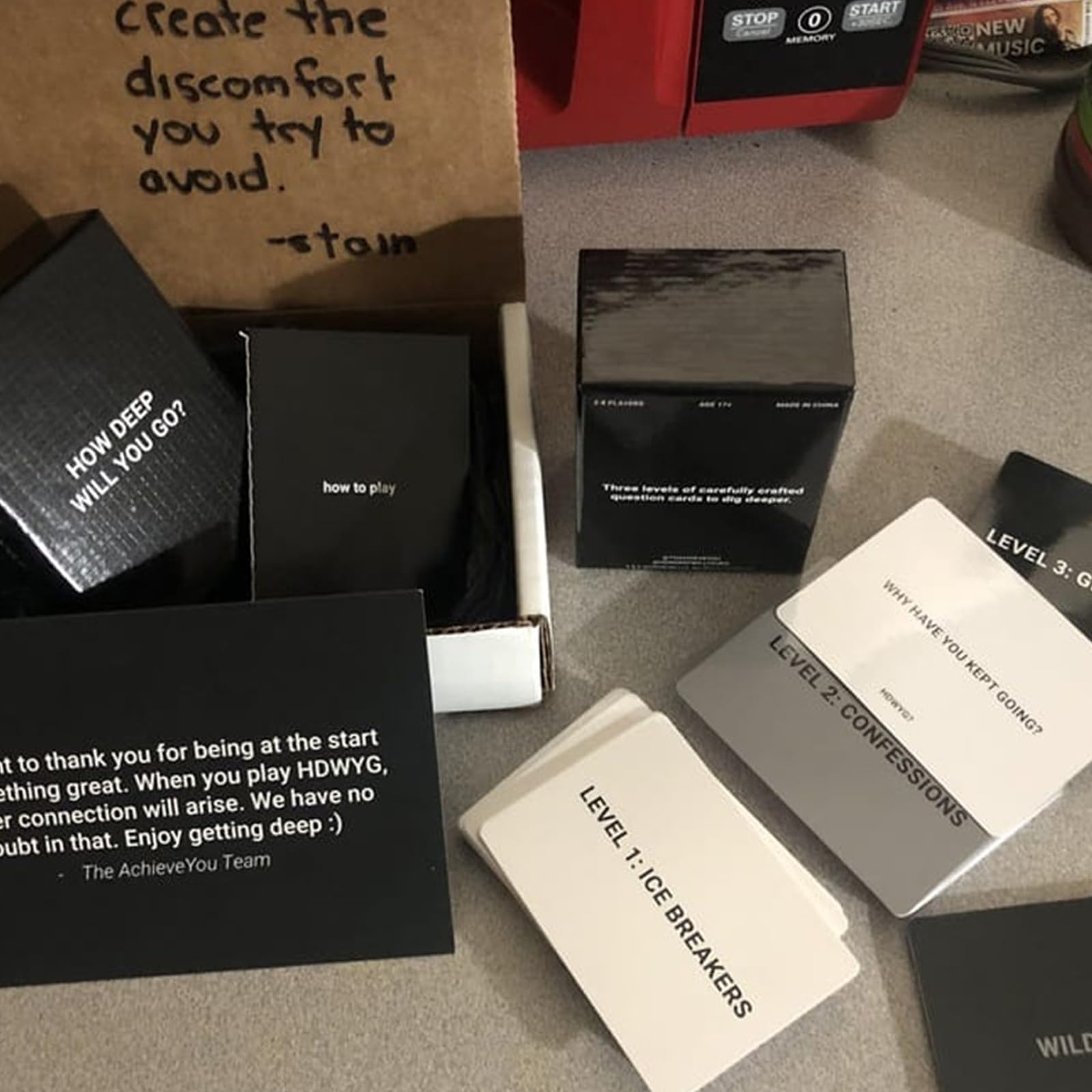 Vibbang How Deep Will You Go? Card Game, Conversazioni Profonde Gioco di Carte, Fun Family Party Gioco di Carte, Dialogue Game Cards per Approfondire La Connessione E Divertente (A