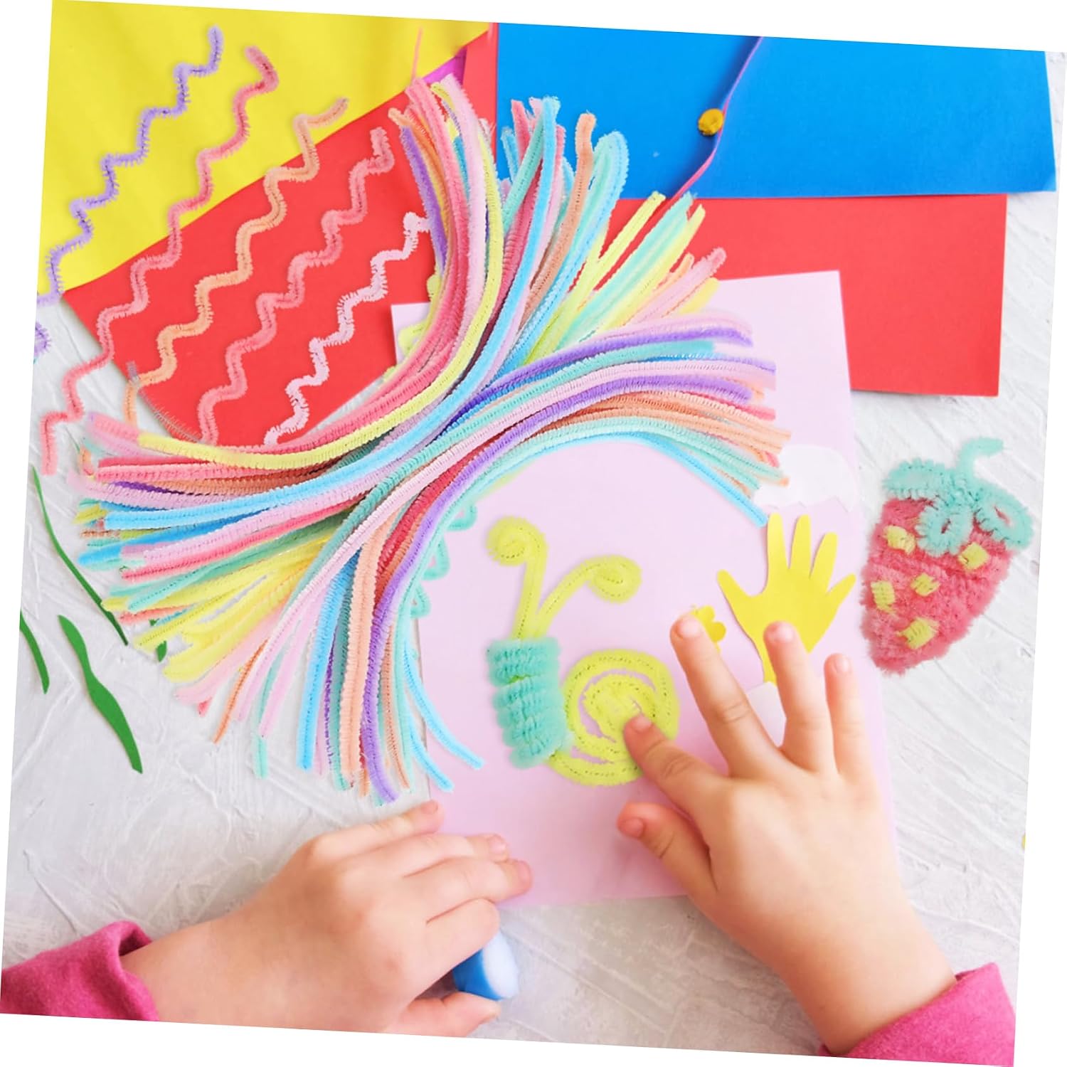 TEHAUX 900pcs Pipe Cleaners Craft Stems Soft Chenille Twisting Sticks for Art Projects Decorations and Creative Crafts Bendable Wire for Versatile Use